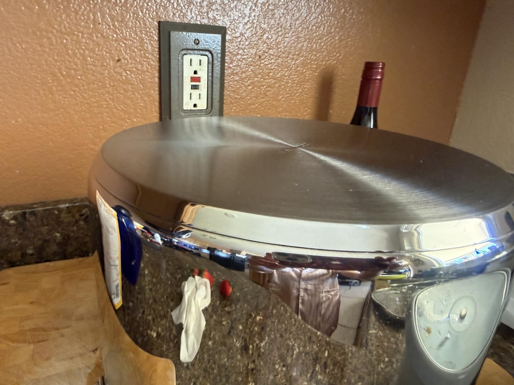 Amazon Basics Stainless Steel Stock Pot with Glass Lid - 8 Quart - Silver customer photo 2