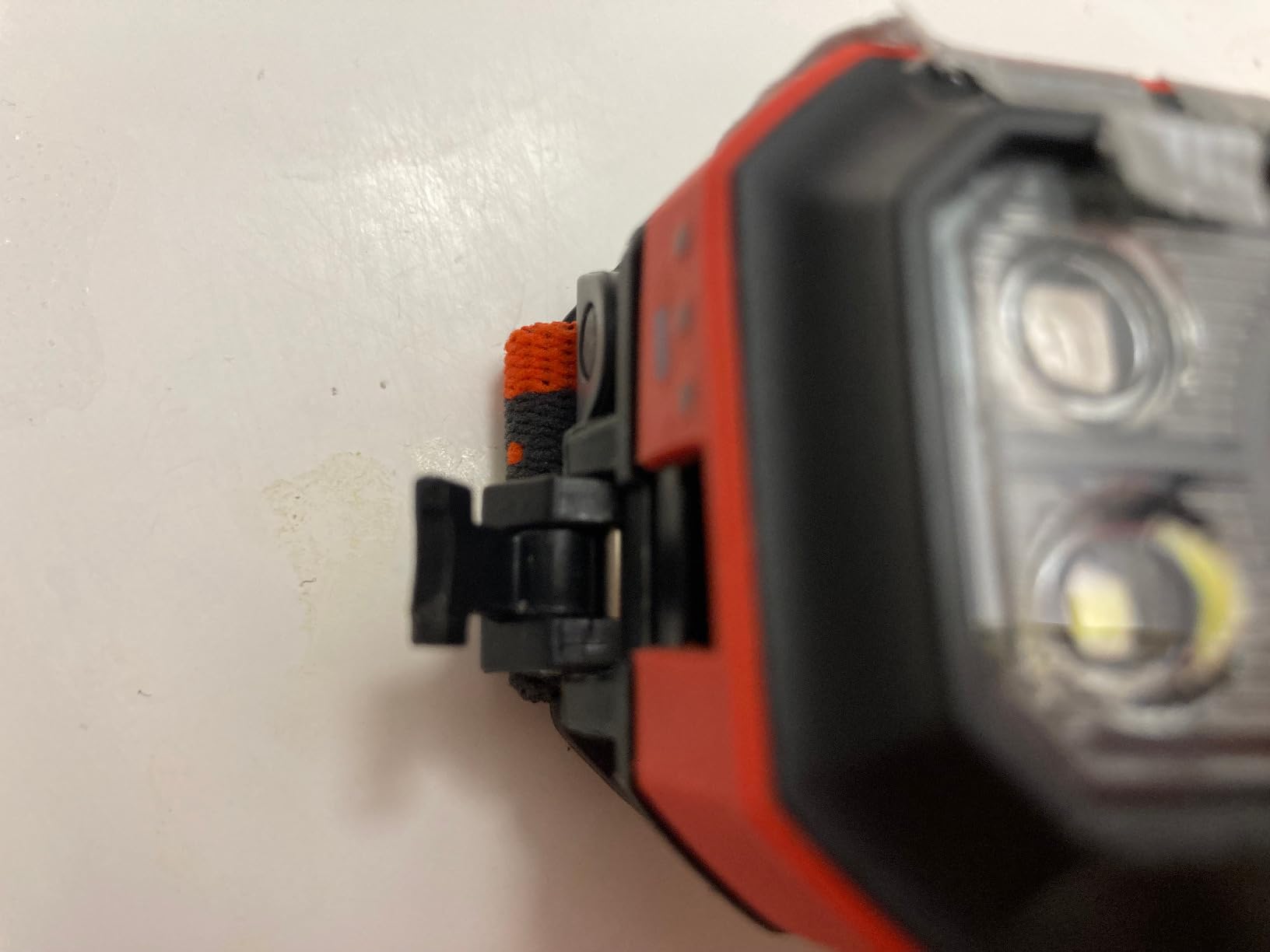 BLACK DIAMOND Spot 350 Headlamp | 350 Lumens Brightness, Dimmable | Waterproof & Durable | 3X AAA Battery Operated (Included) | Graphite customer photo 2