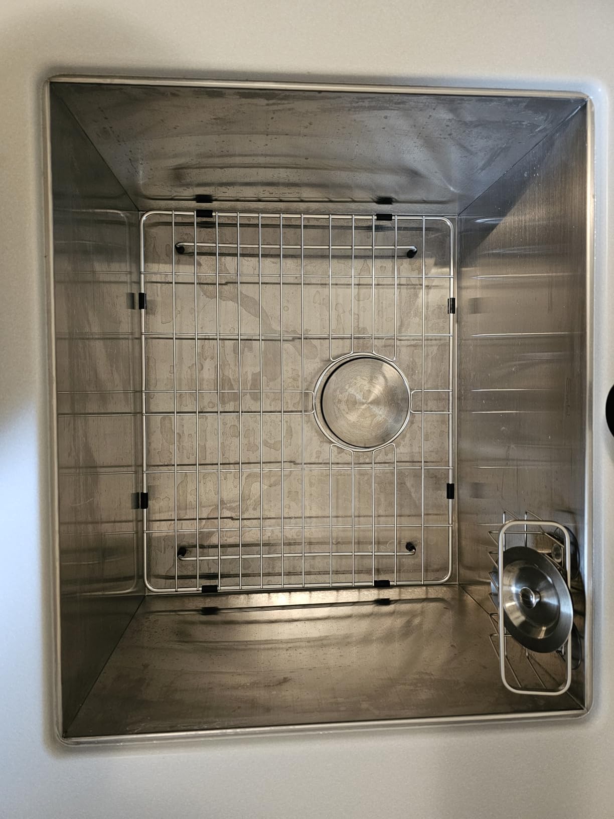 Sarlai 33 Inch Undermount Kitchen Sink - 33 x19 Kitchen Sink Undermount Single Bowl Stainless Steel 16 Gauge Under Counter Sink With Accessories Round Corners customer photo 2