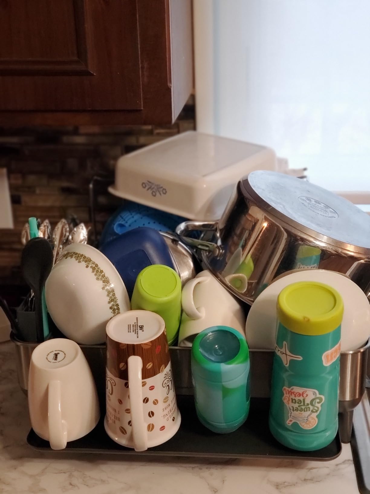 simplehuman Large Capacity Dish Drying Rack with Stainless Steel Frame, 360° Easy Drain Swivel Spout, Utensil & Wine Glass Holder, Anti-Residue Coating, Moisture Control Surface, Grey customer photo 2