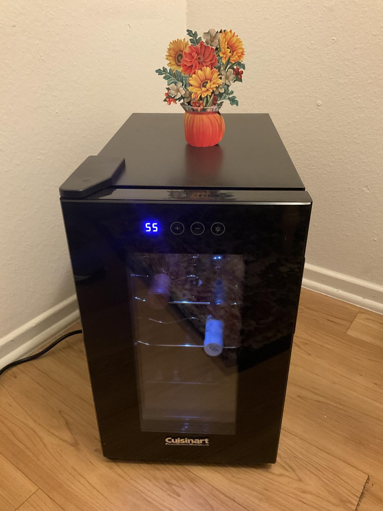 Cuisinart CWC-800CEN 8-Bottle Private Reserve Wine Cellar customer photo 1