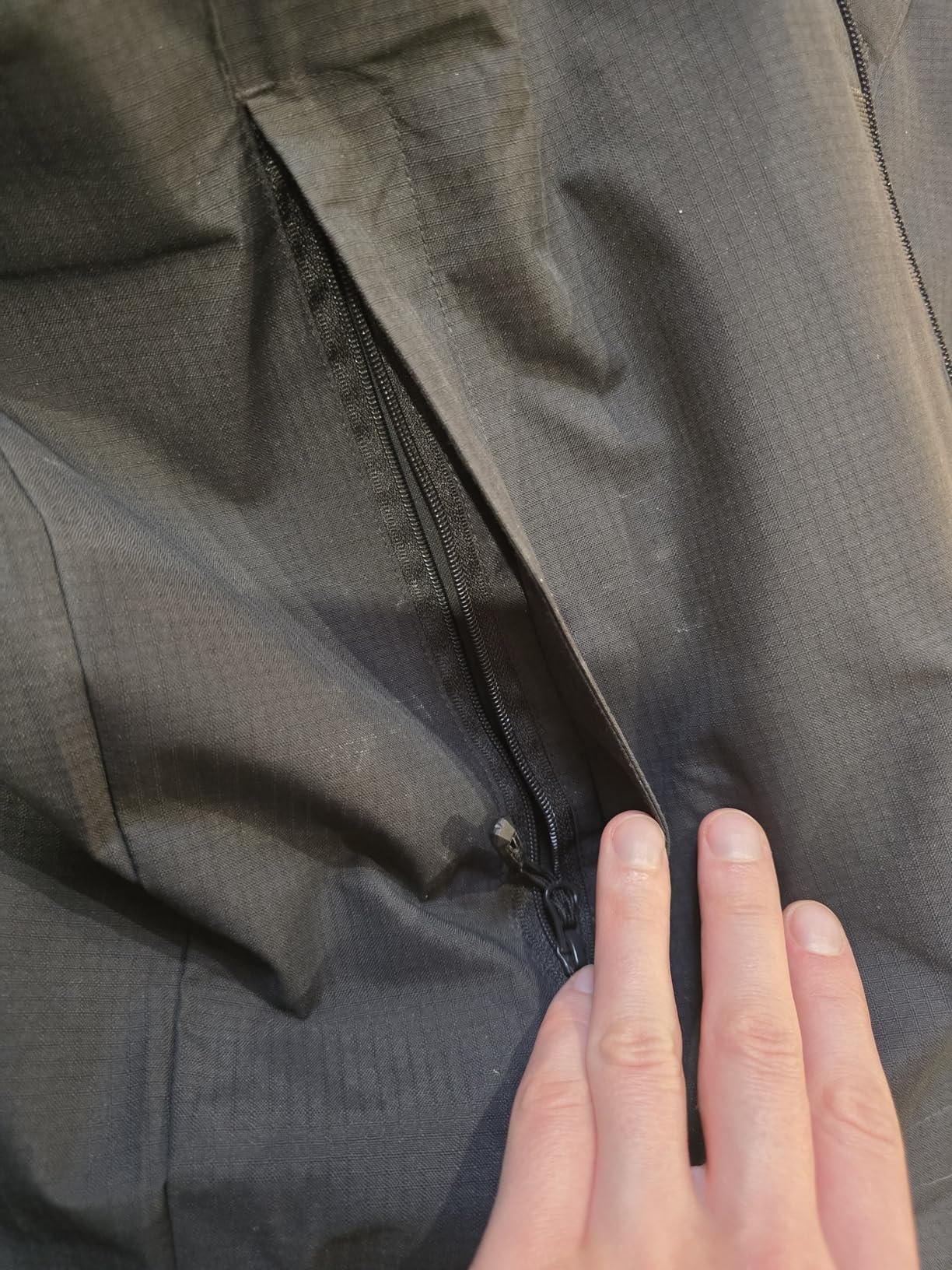 OTU Men's Lightweight Waterproof Hooded Rain Jacket Outdoor Raincoat Shell Jacket for Hiking Travel customer photo 1