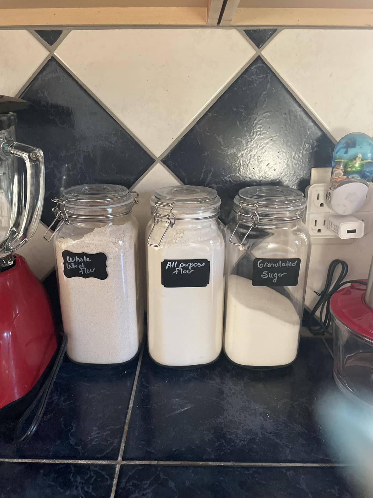 Vtopmart 78oz Glass Food Storage Jars with Airtight Clamp Lids, 3 Pack Large Kitchen Canisters for Flour, Cereal, Coffee, Pasta and Canning, Square Mason Jar with 8 Chalkboard Labels customer photo 1