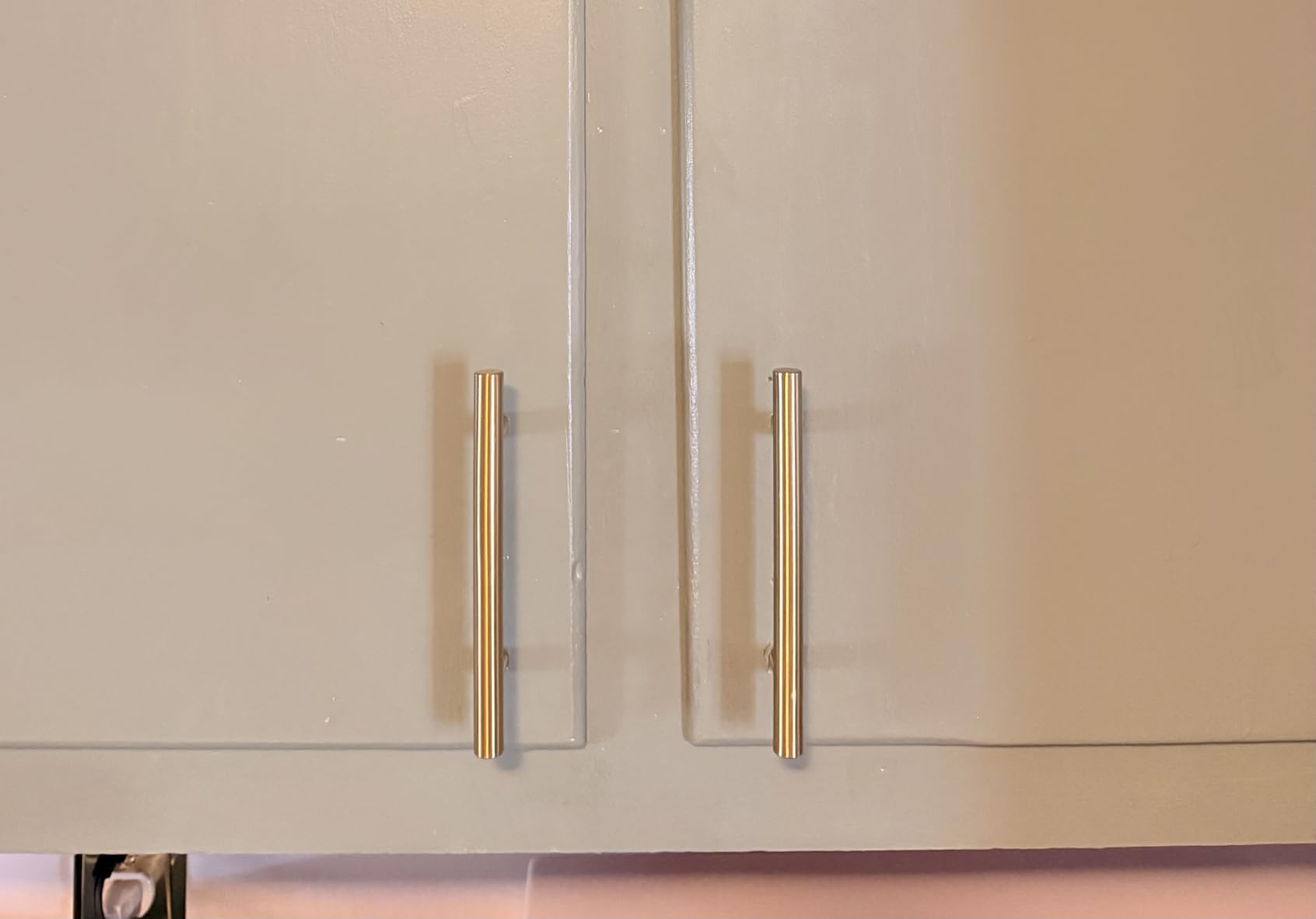 Haliwu 30 Pack Cabinet Handles Brass Gold Cabinet Pulls 5 Inch Hole Center Drawer Pulls Modern Bar Dresser Handles for Bathroom Kitchen Bedroom customer photo 1