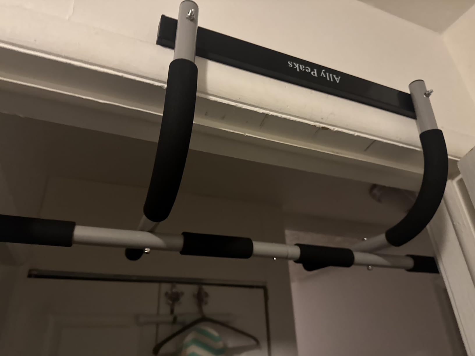 Ally Peaks Pull Up Bar for Doorway | Thickened Steel Max Limit 440 lbs Upper Body Fitness Workout Bar| Multi-Grip Strength for Doorway | Indoor Chin-Up Bar Fitness Trainer for Home Gym Portable customer photo 1