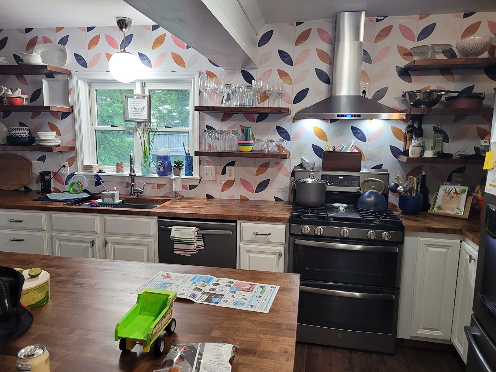 SNDOAS Range Hood 30 inches,Stainless Steel Wall Mount Range Hood,Vent Hood 30 inch w/Touch Control,Ducted/Ductless Convertible,Chimney-Style Over Stove Vent Hood,Baffle Filters customer photo 2