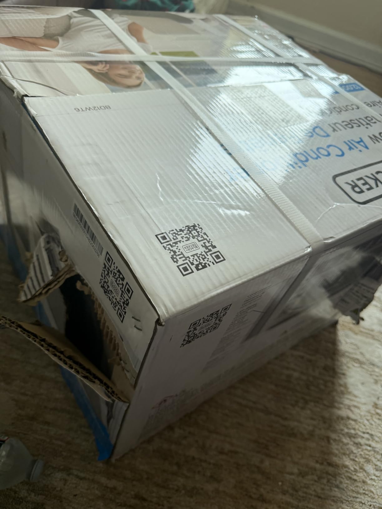 BLACK+DECKER Window Air Conditioner 6000 BTU, AC Window Unit Cools Up to 250 Square Feet, Window AC Unit with Remote Control, 3 Cooling Speeds and Fan Only Function, BD06WT6, White customer photo 1