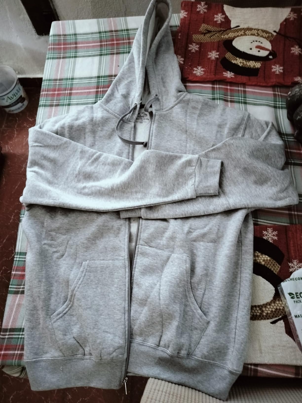 Fruit of the Loom Eversoft Fleece Full Zip Hoodie Sweatshirt customer photo 1