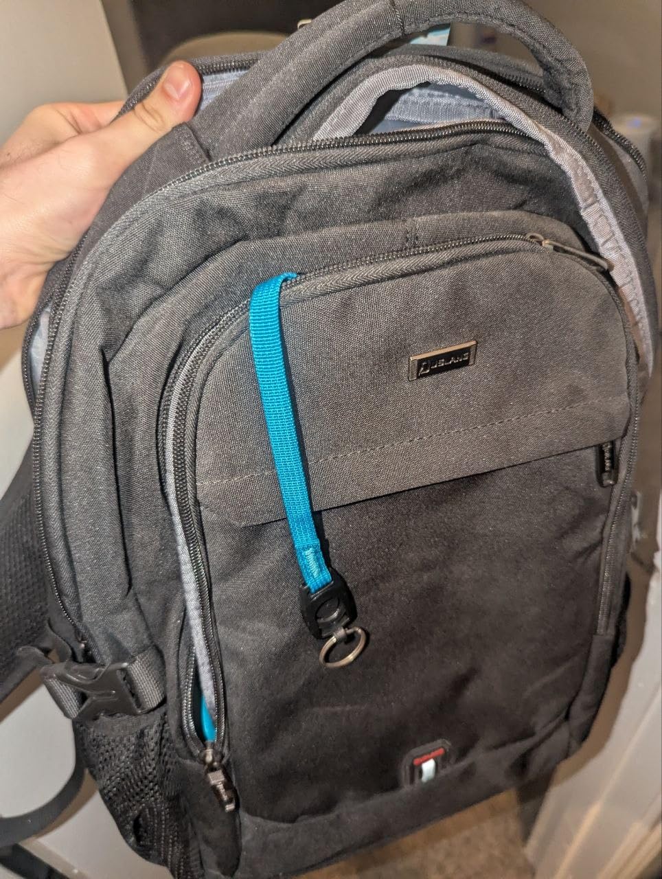 DUSLANG 17 Inch Laptop Backpack for Travel Water Resistant College Backpack for Men/Women Laptop Bag with USB Charging Port, Black customer photo 1