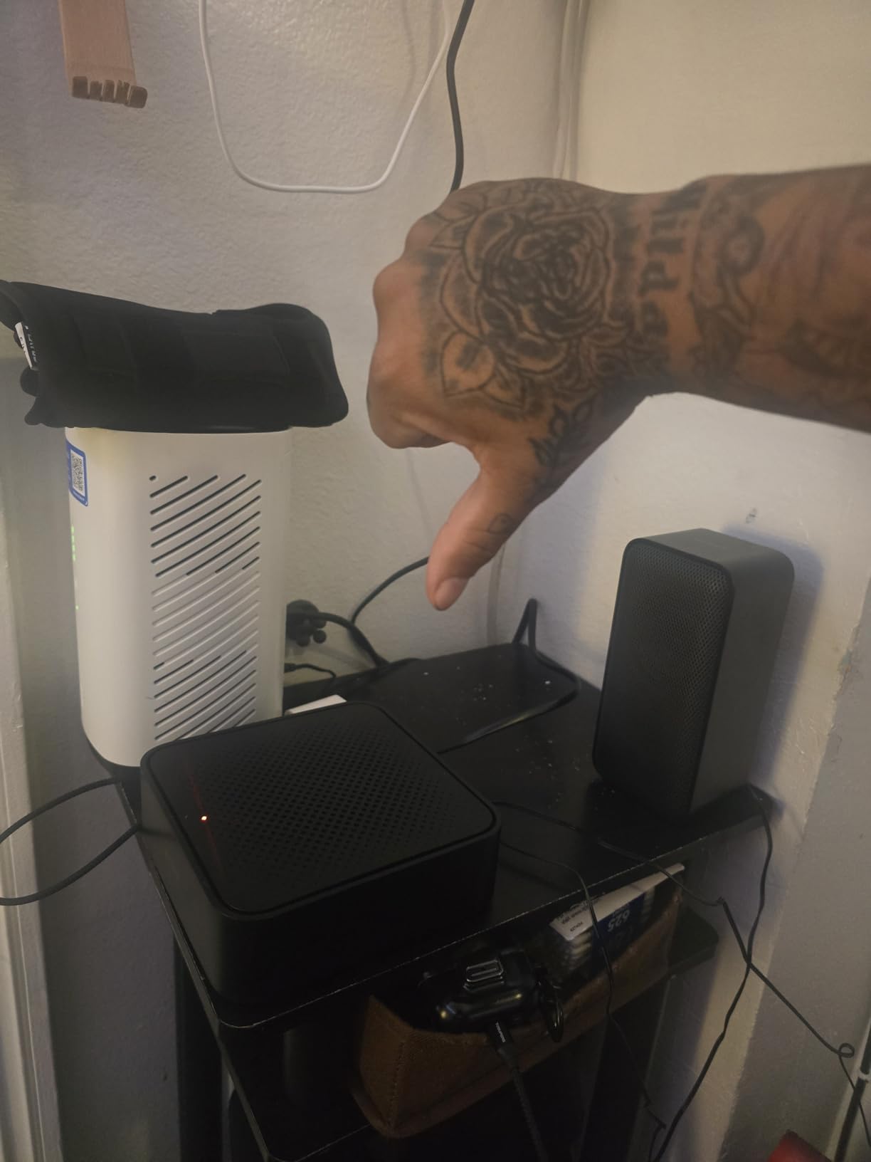 Sony HT-S40R 5.1ch Home Theater Soundbar System customer photo 2