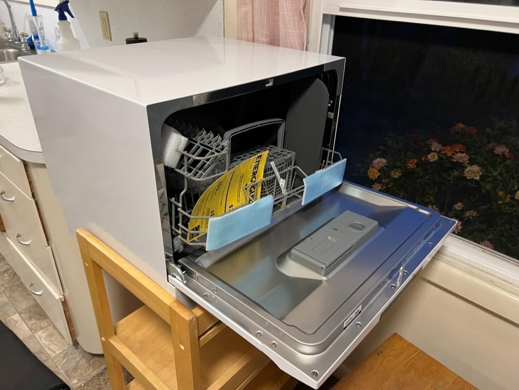 COMFEE' Portable Mini Dishwasher, Energy Star, Countertop, 6 Place Settings, with 8 Washing Programs, Speed, Baby-Care, ECO& Glass, Dish Washer for Dorm, RV& Apartment, White customer photo 2