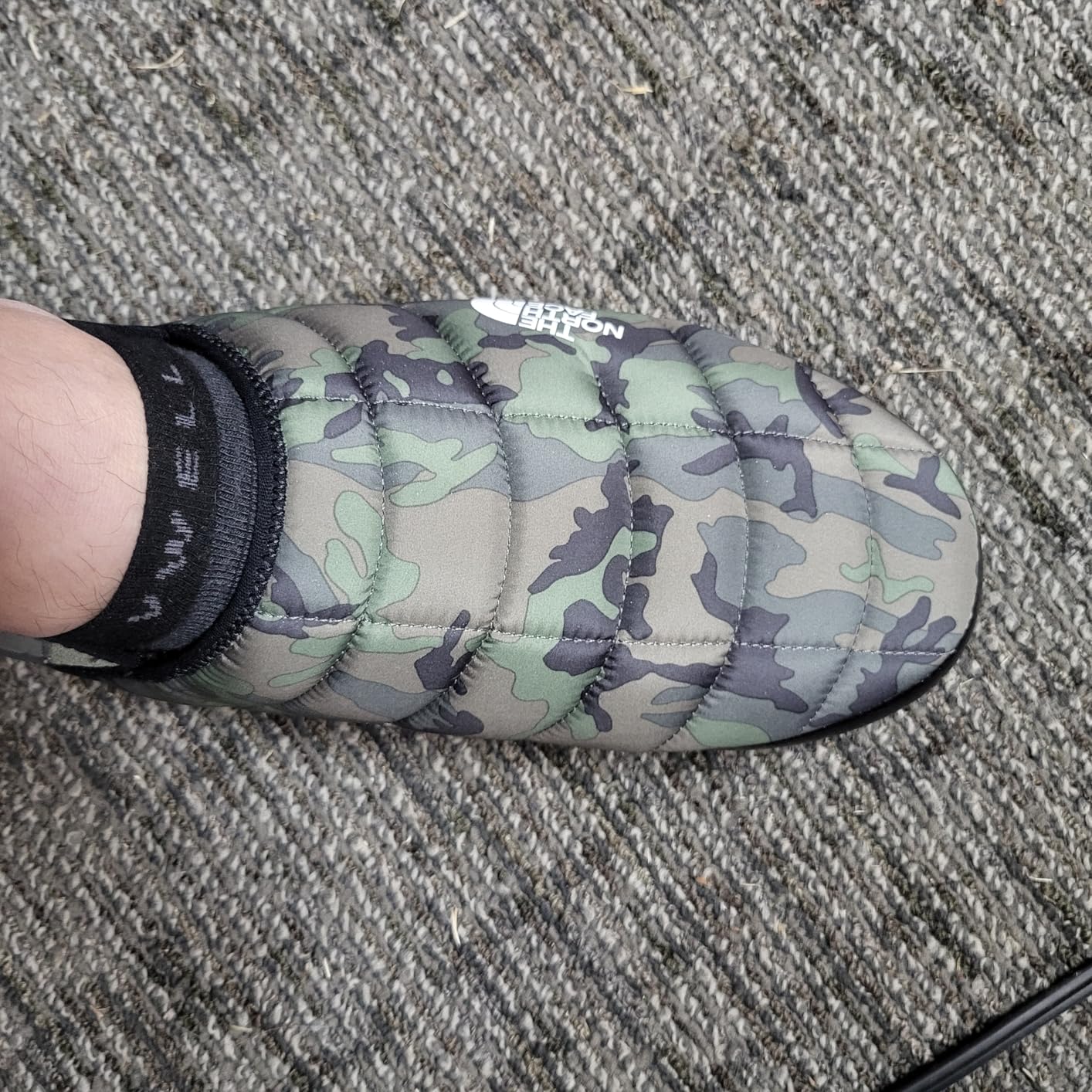 THE NORTH FACE Men's Thermoball Traction Mule V Winter Shoe | Insulated & Water Repellent, Rubber Outsole customer photo 2