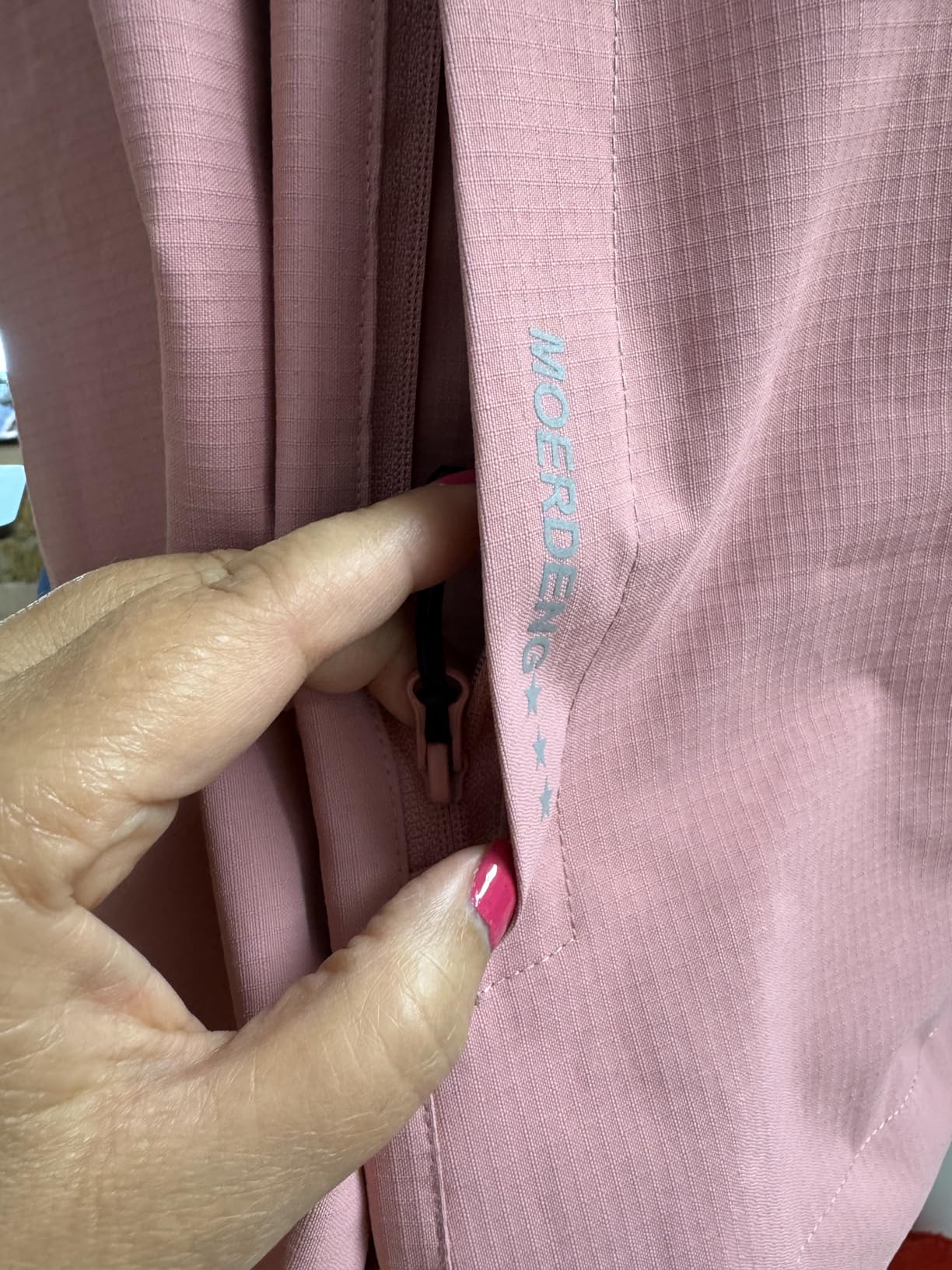 MOERDENG Women's Waterproof Rain Jacket Outdoor Lightweight Hooded Raincoat for Hiking Travel customer photo 1