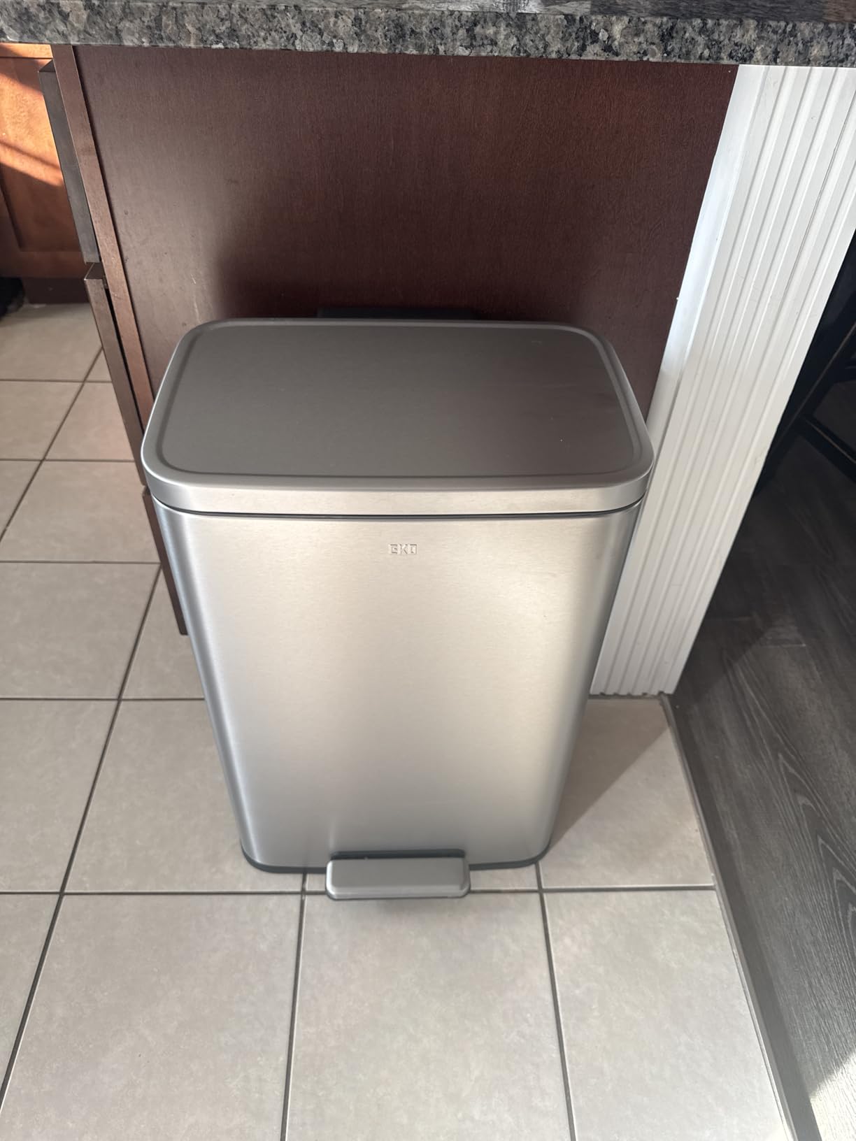 EKO Madison Brushed Stainless 50 Liter/13.2 Gallon Step Trash Can with Inner Liner - Fingerprint Resistant Finish customer photo 2