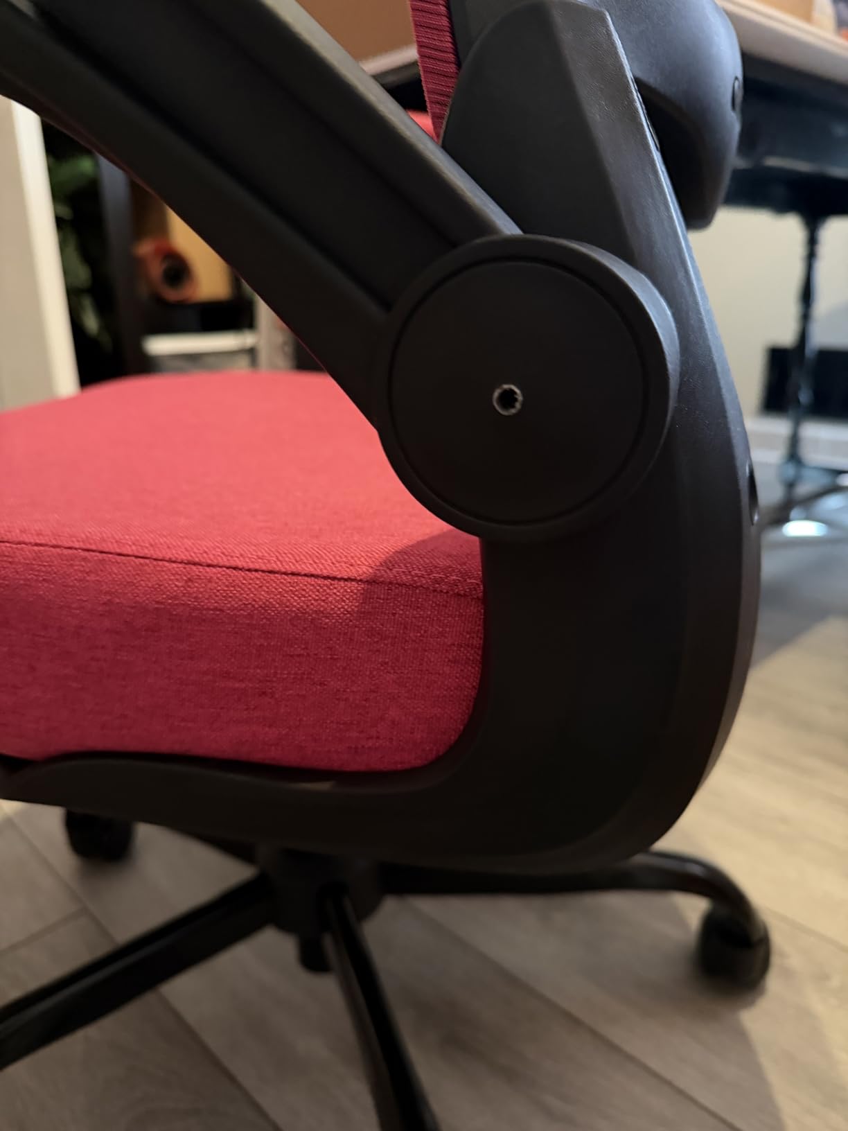 Mimoglad Ergonomic Office Chair - Desk Chair with Flip-up Armrests & 135° Recline, Adjustable Lumbar Support - Space-Saving Task Chair for Business/Team Office & Home (Black, 350lbs) customer photo 1