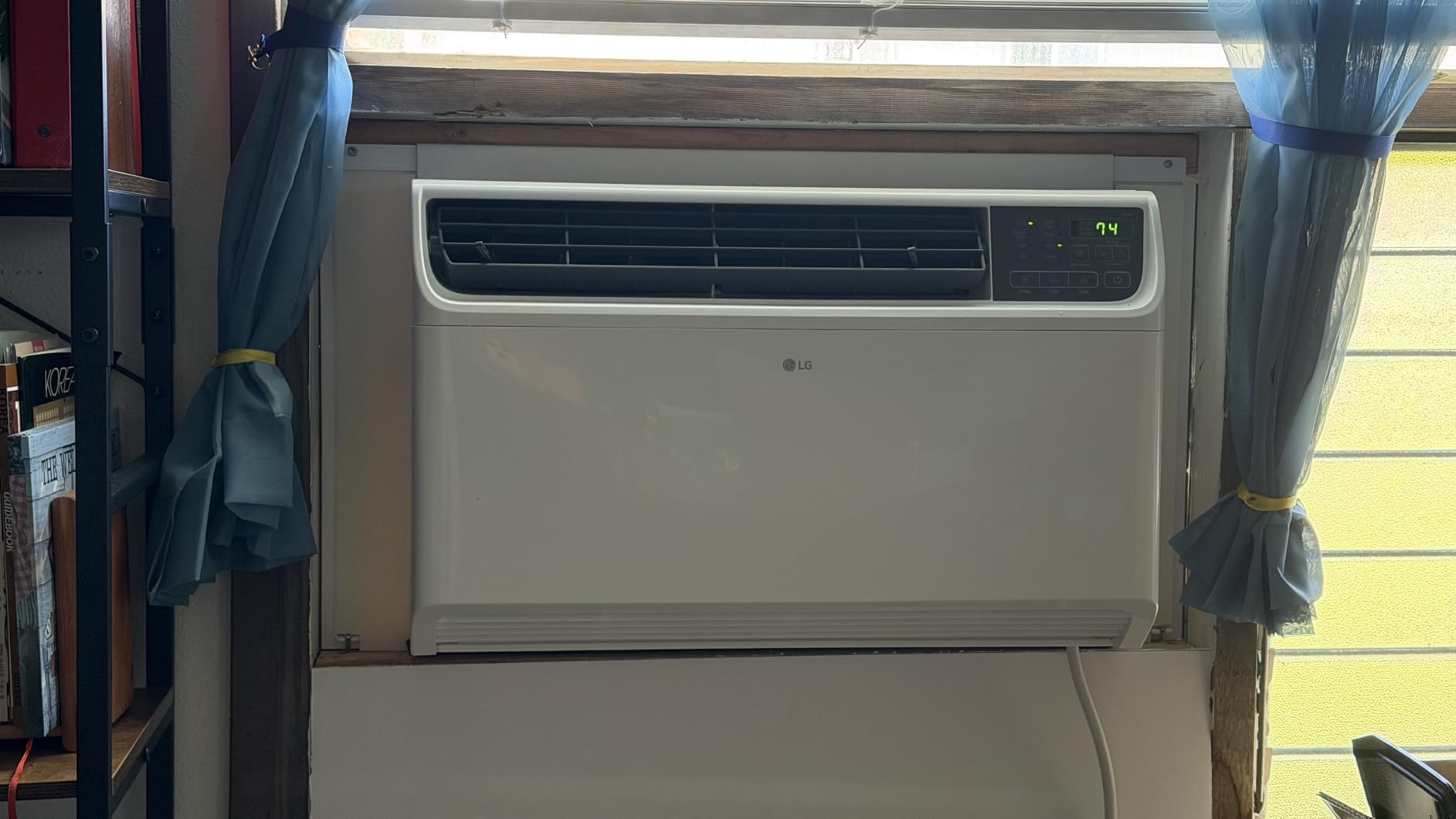 LG 14,000 BTU DUAL Inverter Smart Window Air Conditioner, 115V, Cools 800 Sq. Ft. for Bedroom, Living Room, Apartment, Quiet Operation, ENERGY STAR, works with LG ThinQ, Amazon Alexa and Hey Google customer photo 2