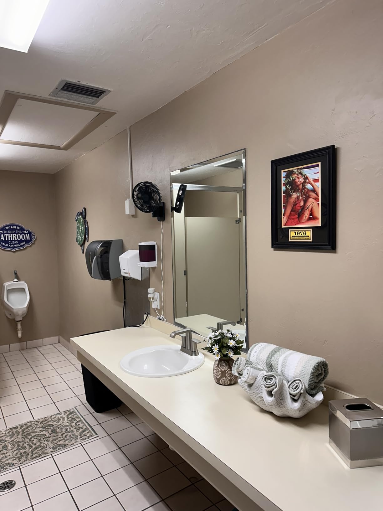 Wall Mounted Oscillating Fan with Remote and Timer, 8.5 Inch Small RV Fan with 4 Speeds, 90° Oscillation, 120° Adjustable Tilt, 5.92 feet Wire, Quiet Corner Fans for Bedroom, Indoor Bathroom customer photo 2