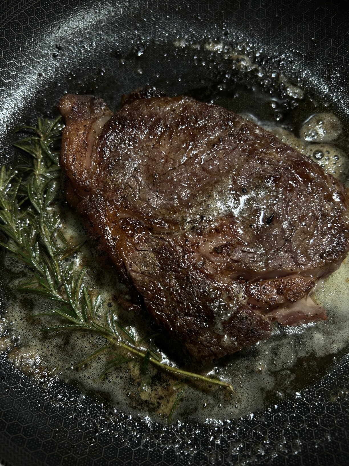 HexClad Hybrid Nonstick 6-Piece Fry Pan Set, 8, 10, and 12-Inch Frying Pans with Tempered Glass Lids, Stay-Cool Handles, Dishwasher-Friendly, Induction Ready, Compatible with All Cooktops customer photo 2