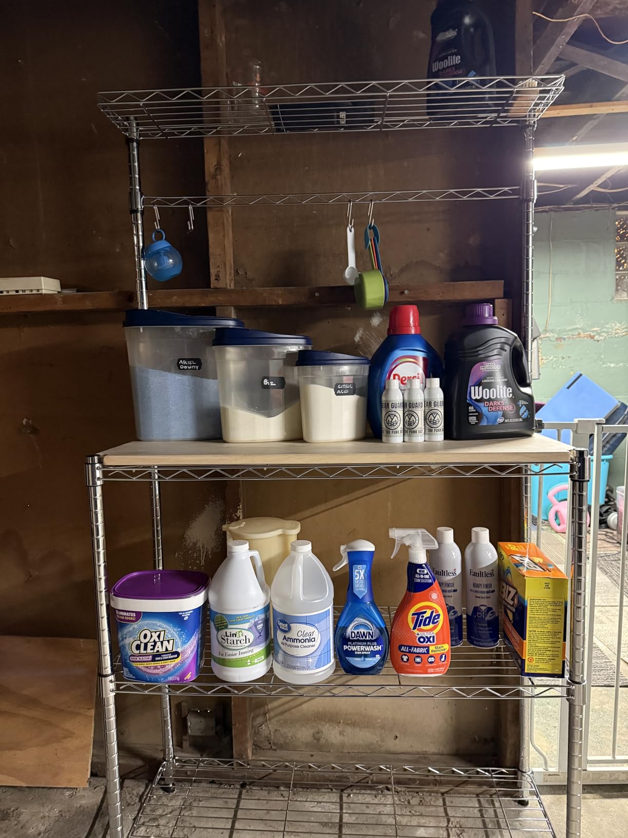 Amazon Basics Kitchen Storage Baker's Rack with Removable Wood Top, Chrome/Beige, 24