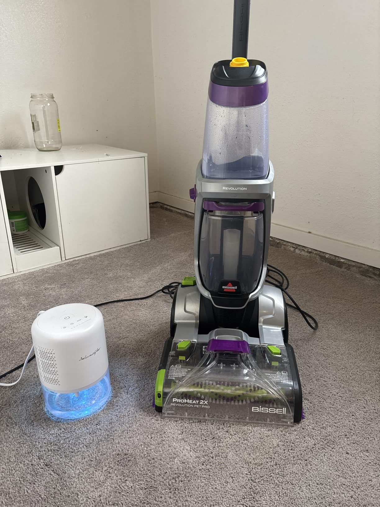 BISSELL ProHeat 2X Revolution Pet Pro Plus, 3588F, Upright Deep Cleaner, 30-minute Dry Time, Dual Dirt Lifter Powerbrush, Hose & Tool Attachment, Pet Upholstery and Tough Stain Tool Included customer photo 1