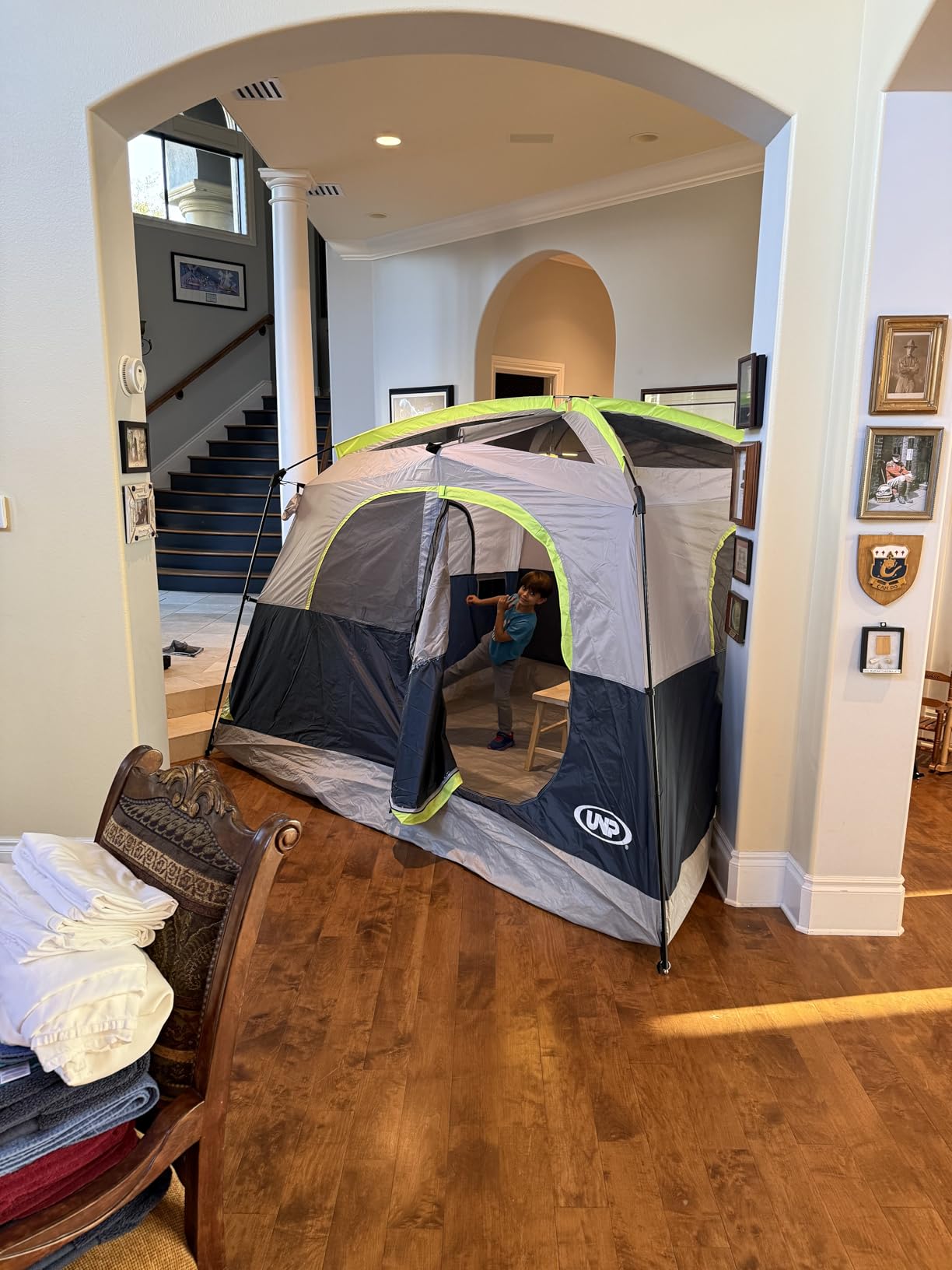 UNP Tents 6 Person Waterproof Windproof Easy Setup, Double Layer Family Camping Tent with 1 Mesh Door & 5 Large Mesh Windows -10'X9'X78in(H) customer photo 1