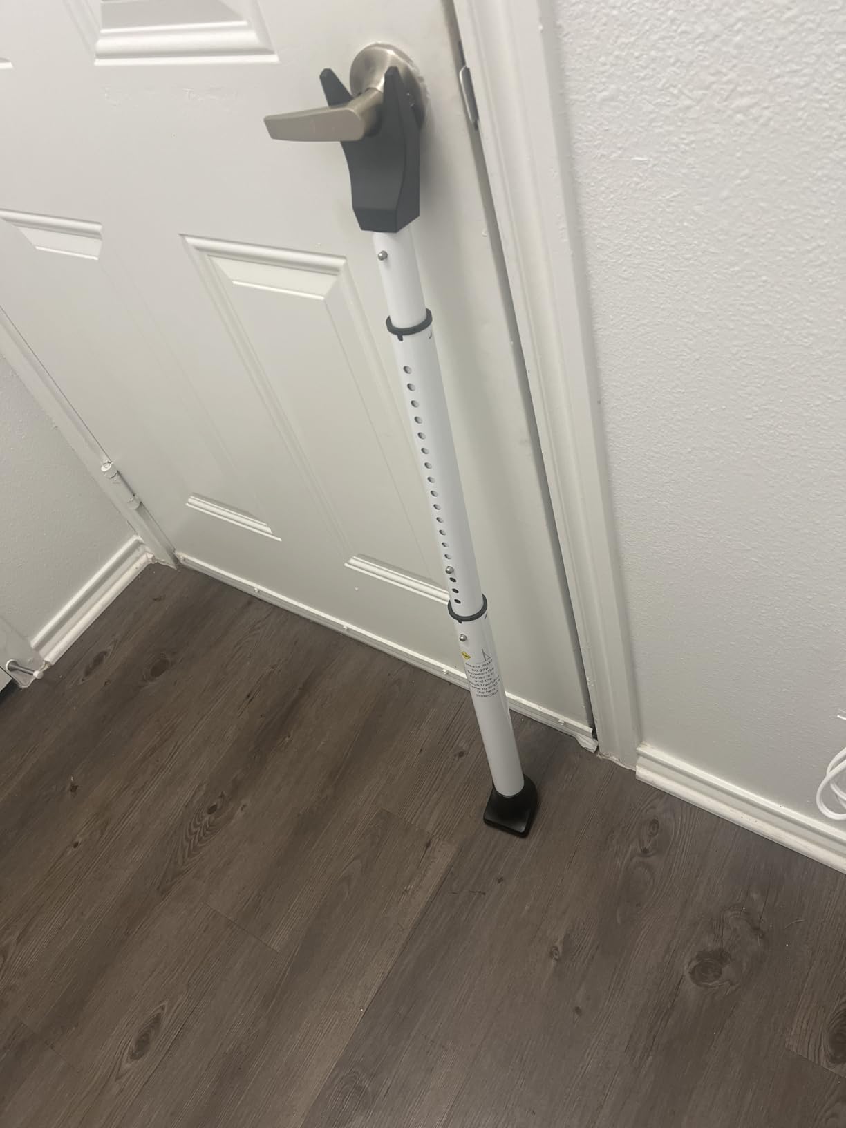 AceMining Upgraded Door Security Bar and Sliding Patio Bar, Heavy Duty Adjustable Jammer for Home, Apartment, Travel customer photo 1