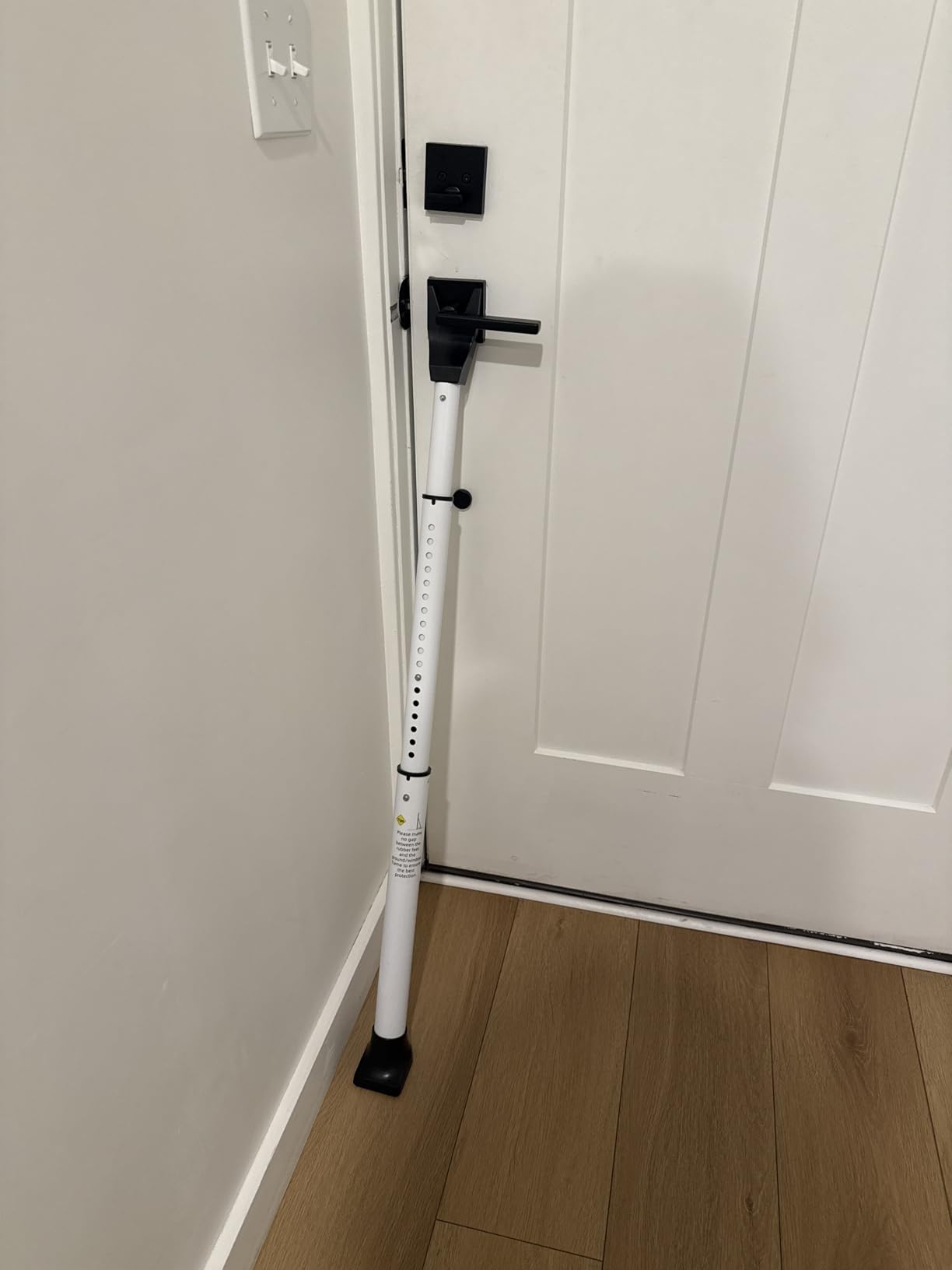 AceMining Upgraded Door Security Bar and Sliding Patio Bar, Heavy Duty Adjustable Jammer for Home, Apartment, Travel customer photo 2