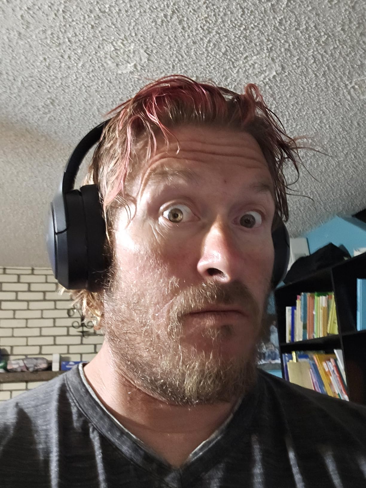 RUNOLIM Hybrid Active Noise Cancelling Headphones, Wireless Over Ear Bluetooth Headphones with Microphone, 70H Playtime, Foldable Headphone with HiFi Audio, Deep Bass for Home Travel Office customer photo 1