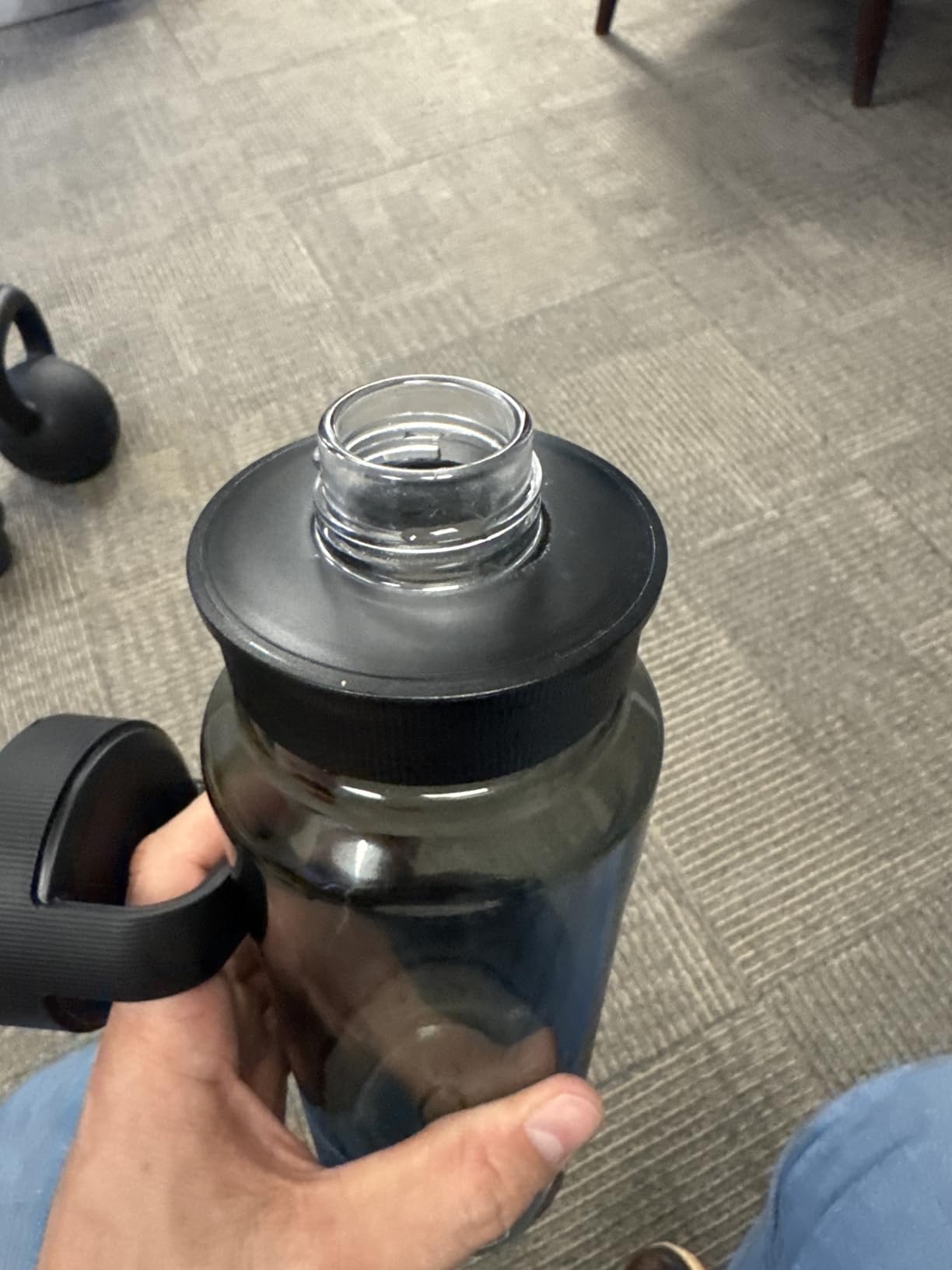 YETI Yonder Water Bottle with Yonder Chug Cap, Lightweight, Leakproof and BPA-Free customer photo 1