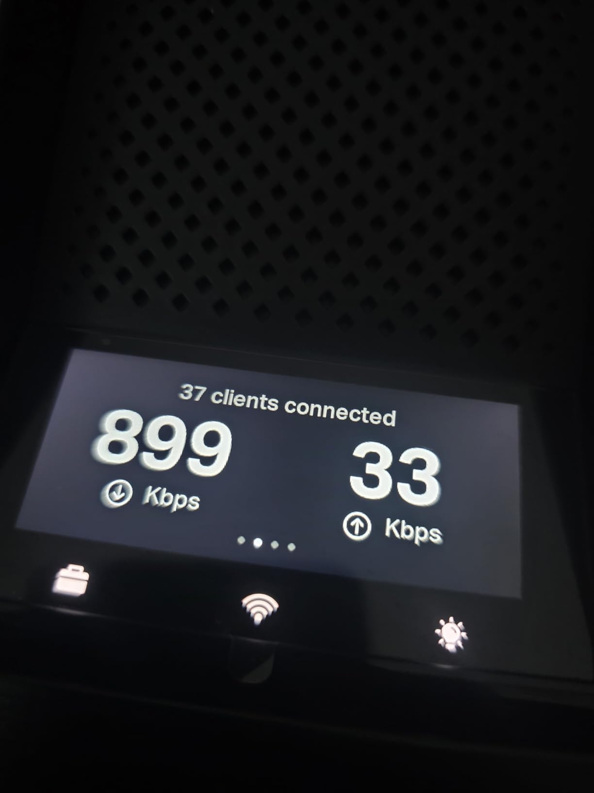 TP-Link Archer BE24000 Quad-Band WiFi 7 Router (Archer BE900) with Dual 10 Gbps Multi-Gig Ethernet Ports and LED Touch Screen,12 High Performance Antennas, VPN Supported customer photo 2