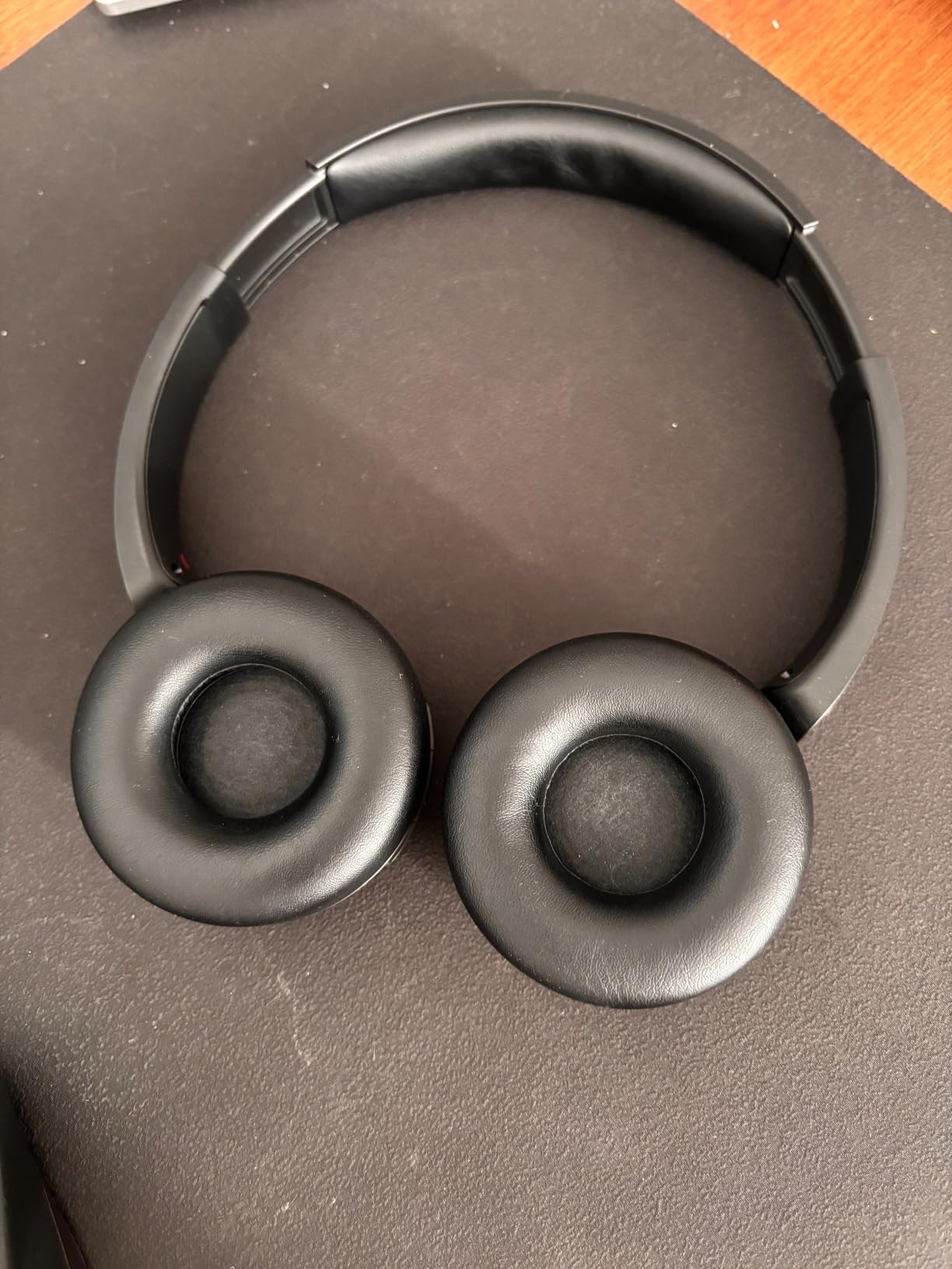 Sony WH-CH520 Wireless Headphones Bluetooth On-Ear Headset with Microphone and up to 50 Hours Battery Life with Quick Charging customer photo 1