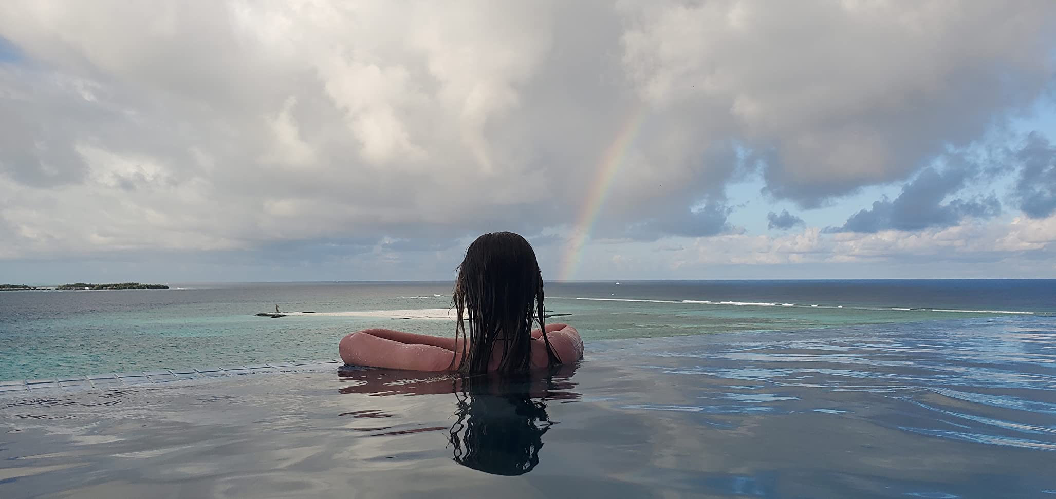 Super Cheap Maldives Travel Guide 2026: Enjoy a $3,000 Trip to Maldives for $300 (2026 TRAVEL GUIDE) customer photo 1