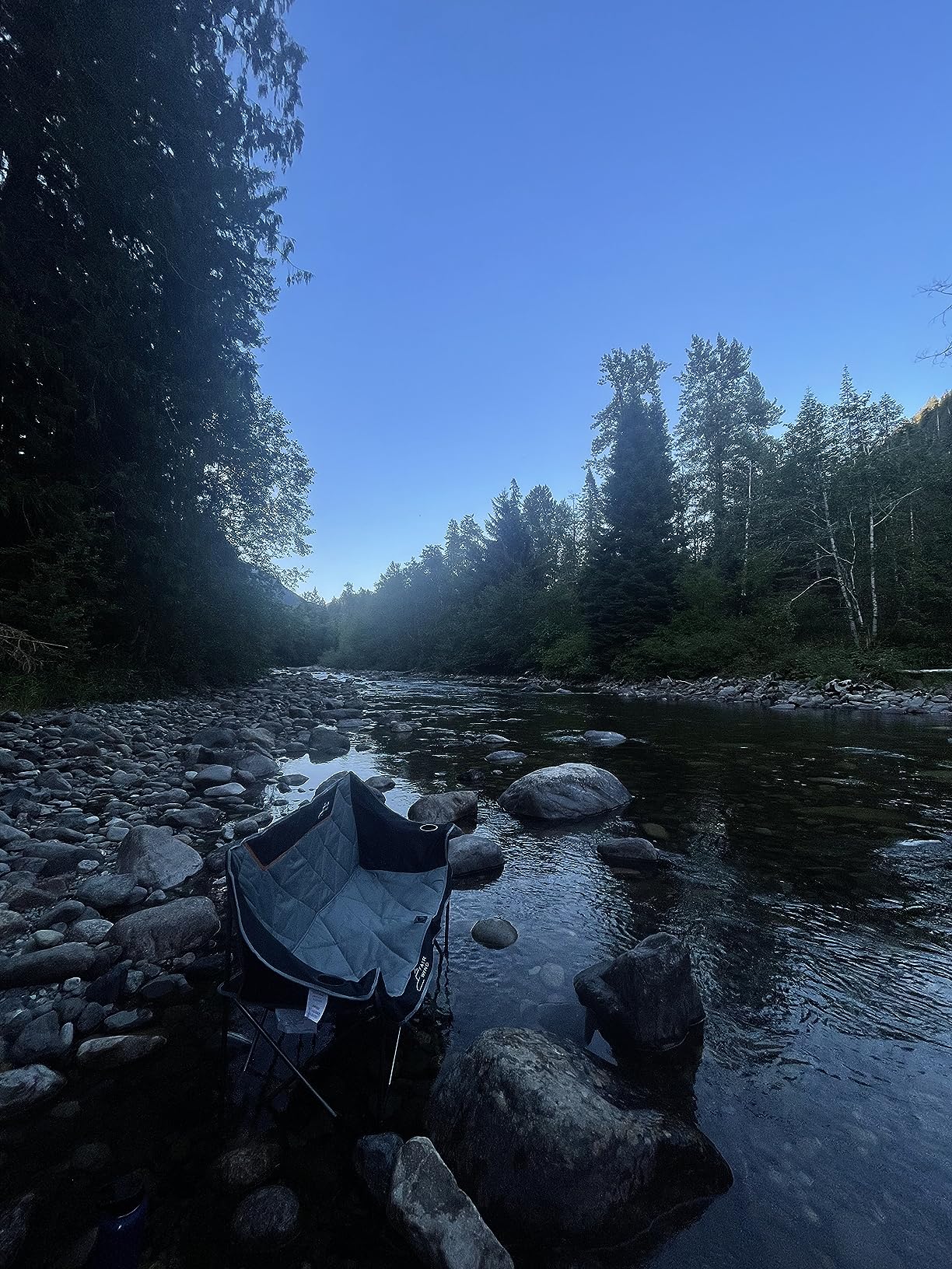 FAIR WIND Oversized Fully Padded Camping Chair Folding Loveseat Camping Couch Double Duo Chair Heavy Duty Quad Fold Arm Chair with Cup Hold - Supports 650 LBS Black customer photo 1