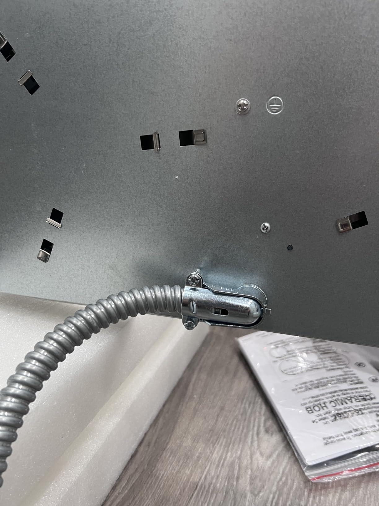 30 Inch Electric Cooktop - 30 Inches Electric Stove 8400W, 5 Burner Ceramic Stovetop Built-in(29.13