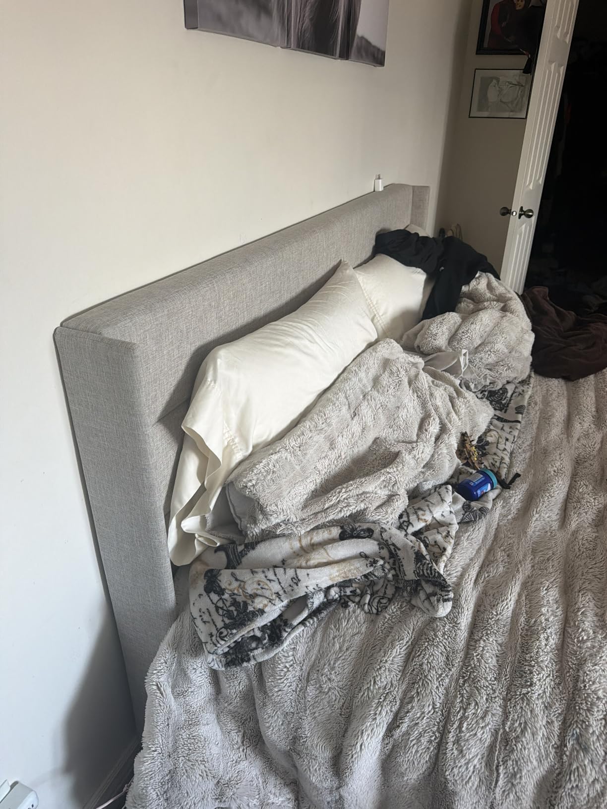 Allewie Full Size Lift Up Storage Bed, Modern Wingback Headboard, Hydraulic Support, No Box Spring Needed, Light Beige customer photo 1