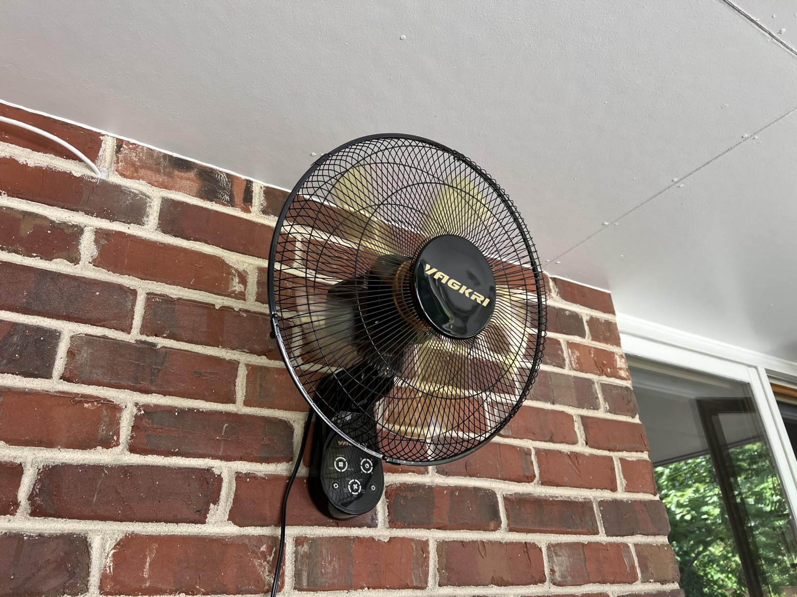 VAGKRI Wall Mount Fan, 16 Inch Wall Fans with 5 Blades, 5 Speeds, 8 Hour Timer, 90° Oscillating Quiet Fan with Remote for Home Office Bedroom Living Room Garage (Black) customer photo 2