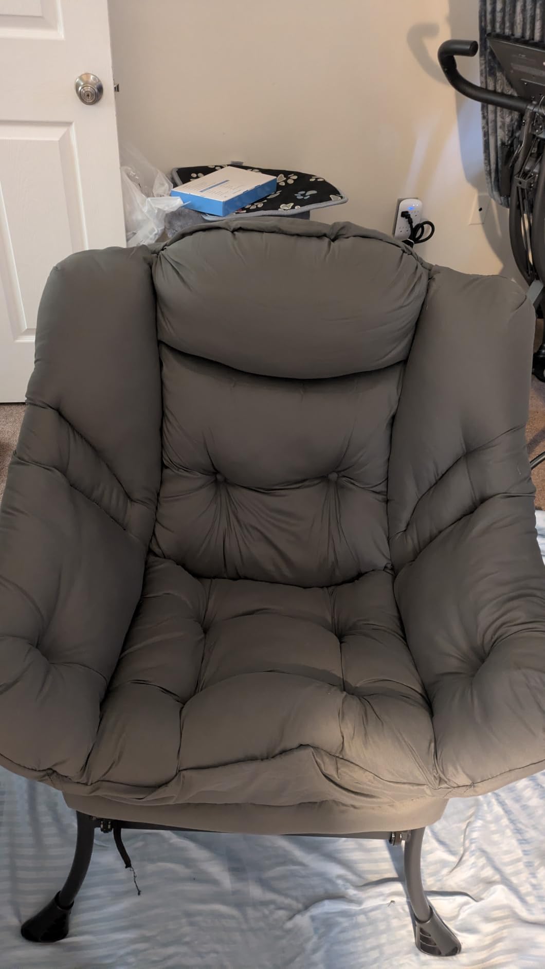 Tiita Lazy Chair with Ottoman, Beige Modern Large Accent Chair, Comfy Leisure Sofa Armchair with Ottoman, Reading Chair with Footrest for Bedroom, Living Room, Dorm Rooms, Plush Beige customer photo 1