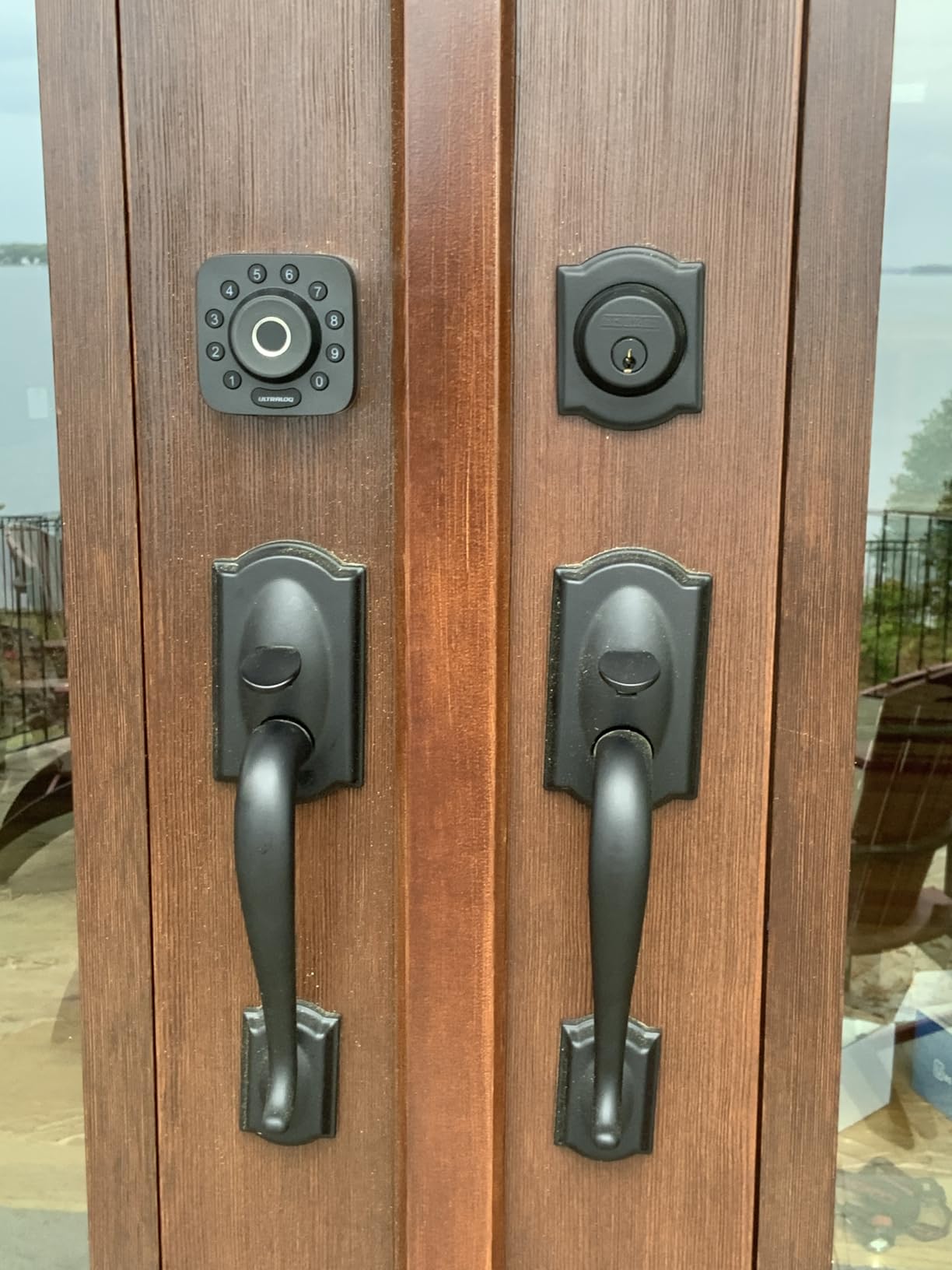 ULTRALOQ U-Bolt Pro WiFi Smart Lock with Door Sensor, 8-in-1 Keyless Entry Door Lock with Fingerprint ID, App Remote Control, Built-in WiFi Keypad Deadbolt, Auto Unlock, IP65 Waterproof customer photo 1