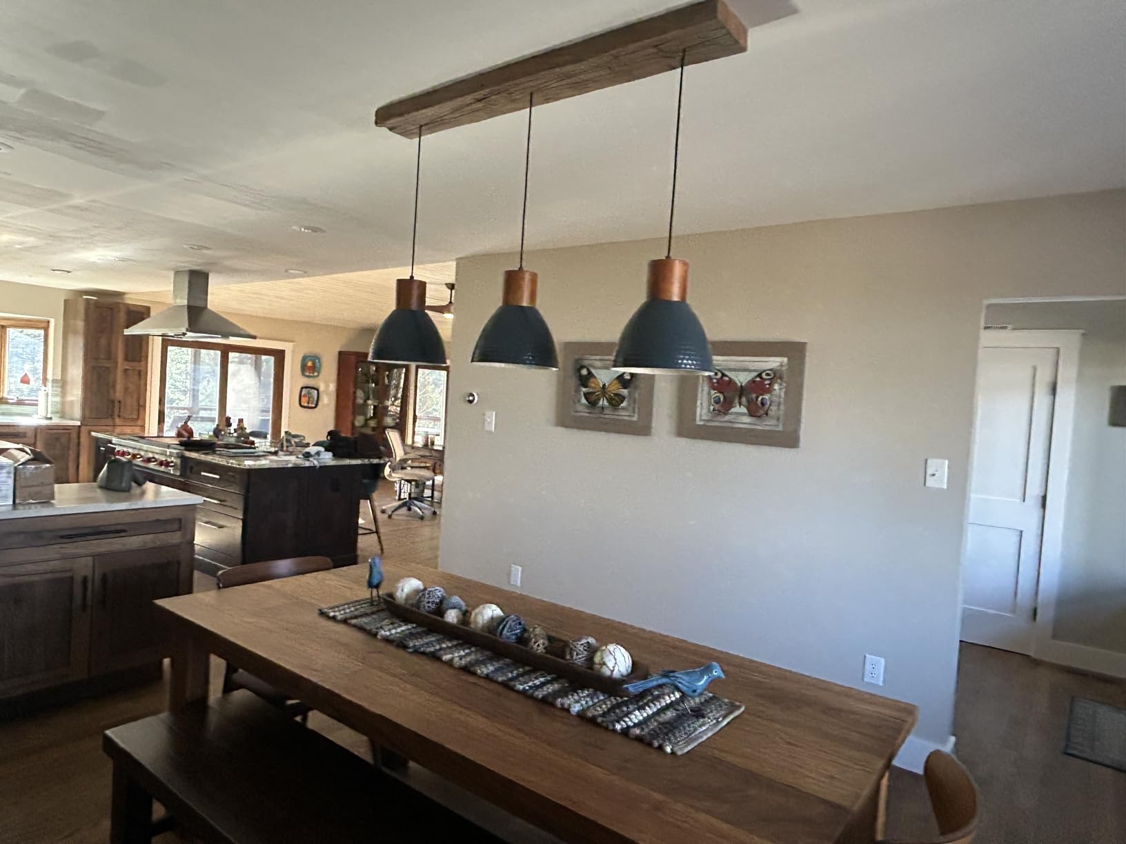 ELYONA 2 Pack Hammered Pendant Lights, 10.2