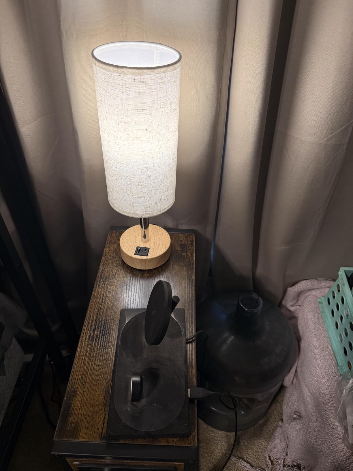 HOOBRO Small Narrow Side Table with Charging Station, Skinny End Table for Small Spaces, Slim Nightstand with USB Ports Outlet, Sofa Beside Table with Storage Shelf, Rustic Brown and Black BF102UBZ01 customer photo 2