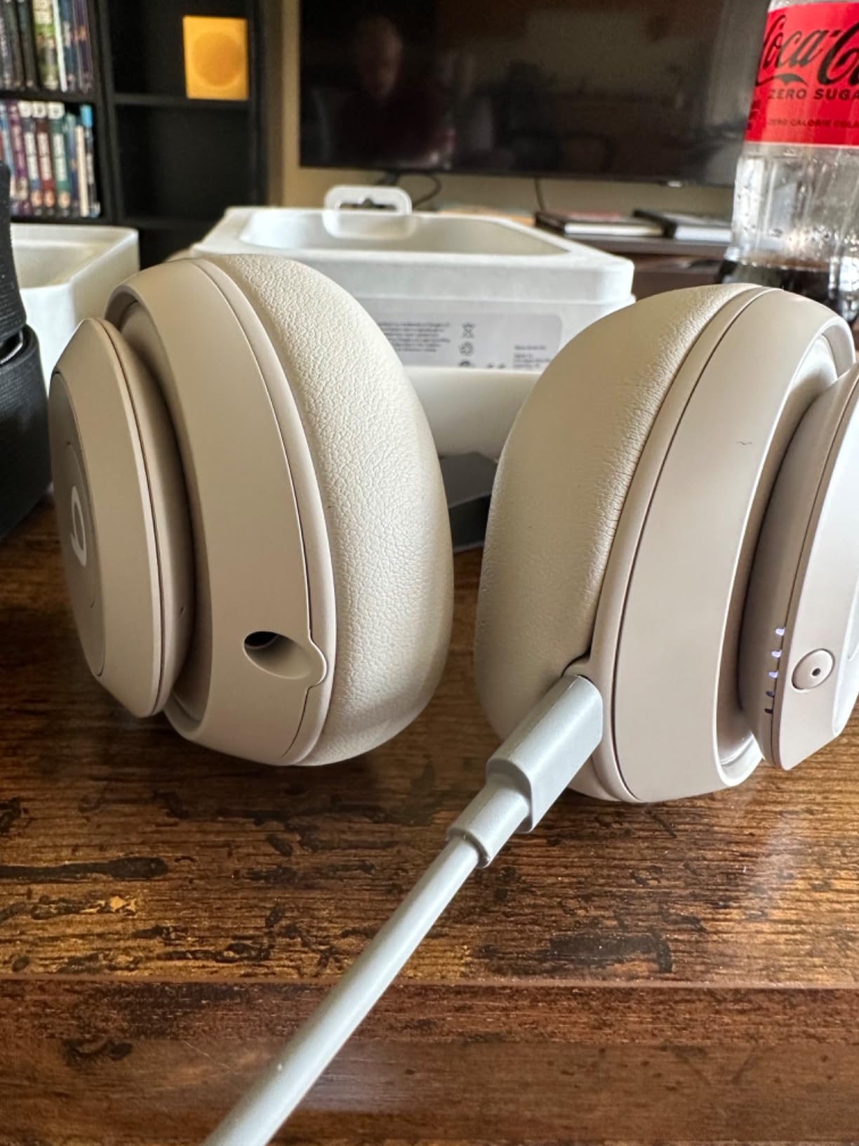 Beats Studio Pro - Premium Wireless Over-Ear Headphones - Up to 40-Hour Battery Life, Active Noise Cancelling, USB-C Lossless Audio, Apple & Android Compatible customer photo 2