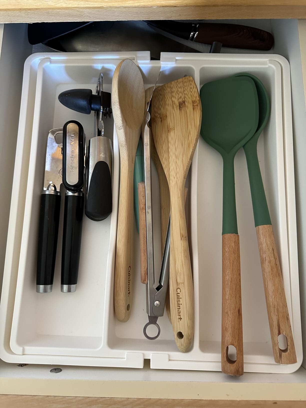 Lifewit Utensil Organizer for Kitchen Drawers, Expandable Cooking Utensil Tray, Adjustable Cutlery Silverware Flatware Holder, Plastic Spatula Tools Storage Divider, 13-22 x 15