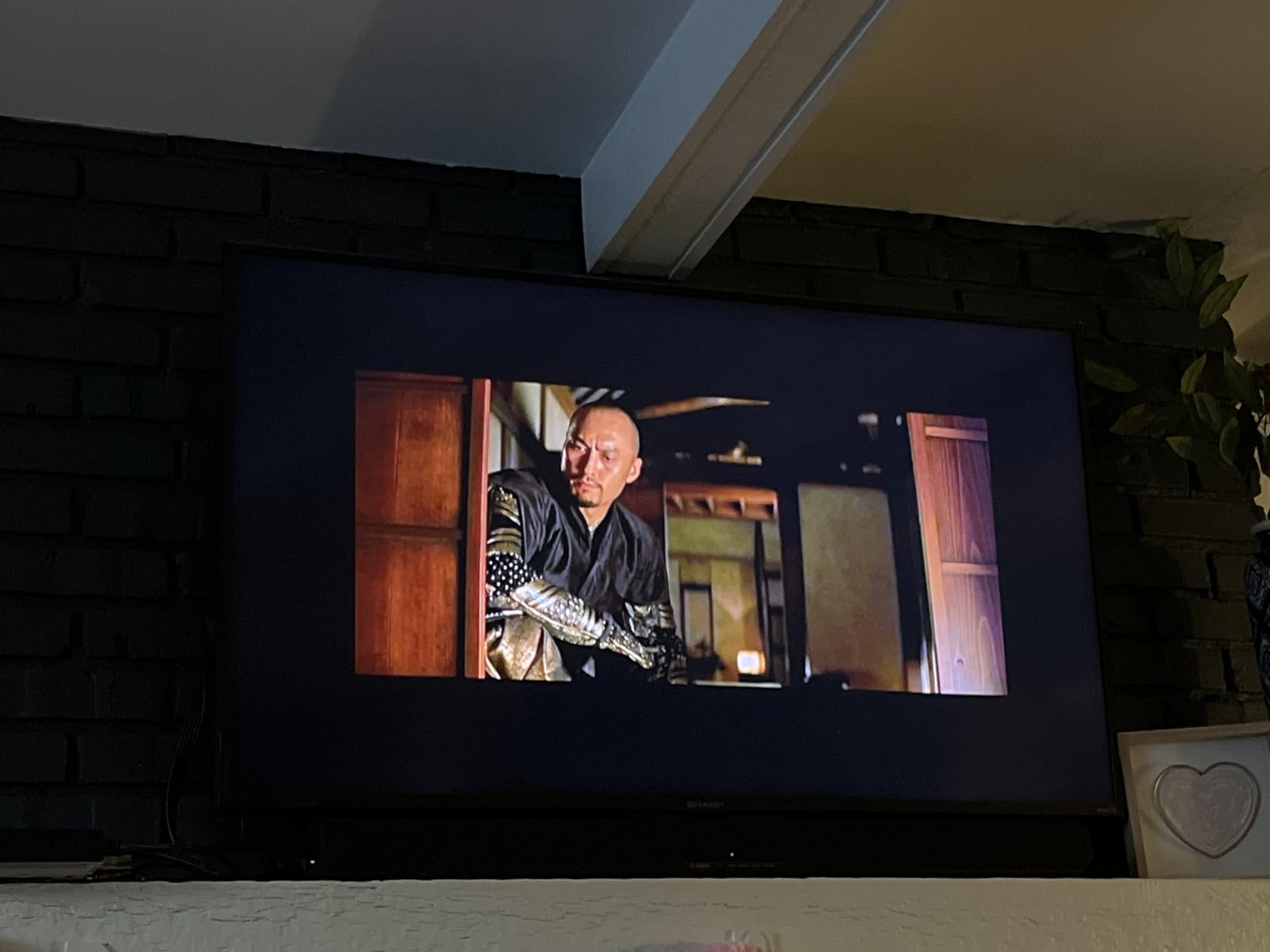 Yamaha SR-B30A Dolby Atmos Sound Bar with Built-in Subwoofers (Black) customer photo 1