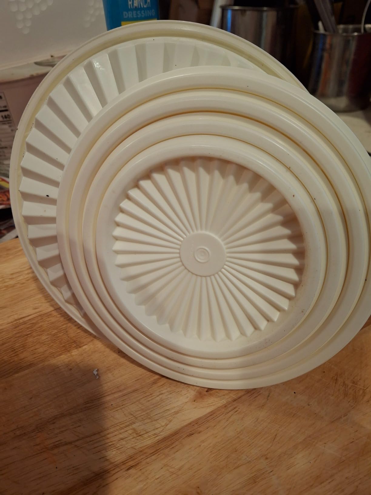 Tupperware Heritage Collection 10 Piece Nested Canister Set in Vintage Colors, Dishwasher Safe and BPA Free (5 Containers, 5 Lids) customer photo 1