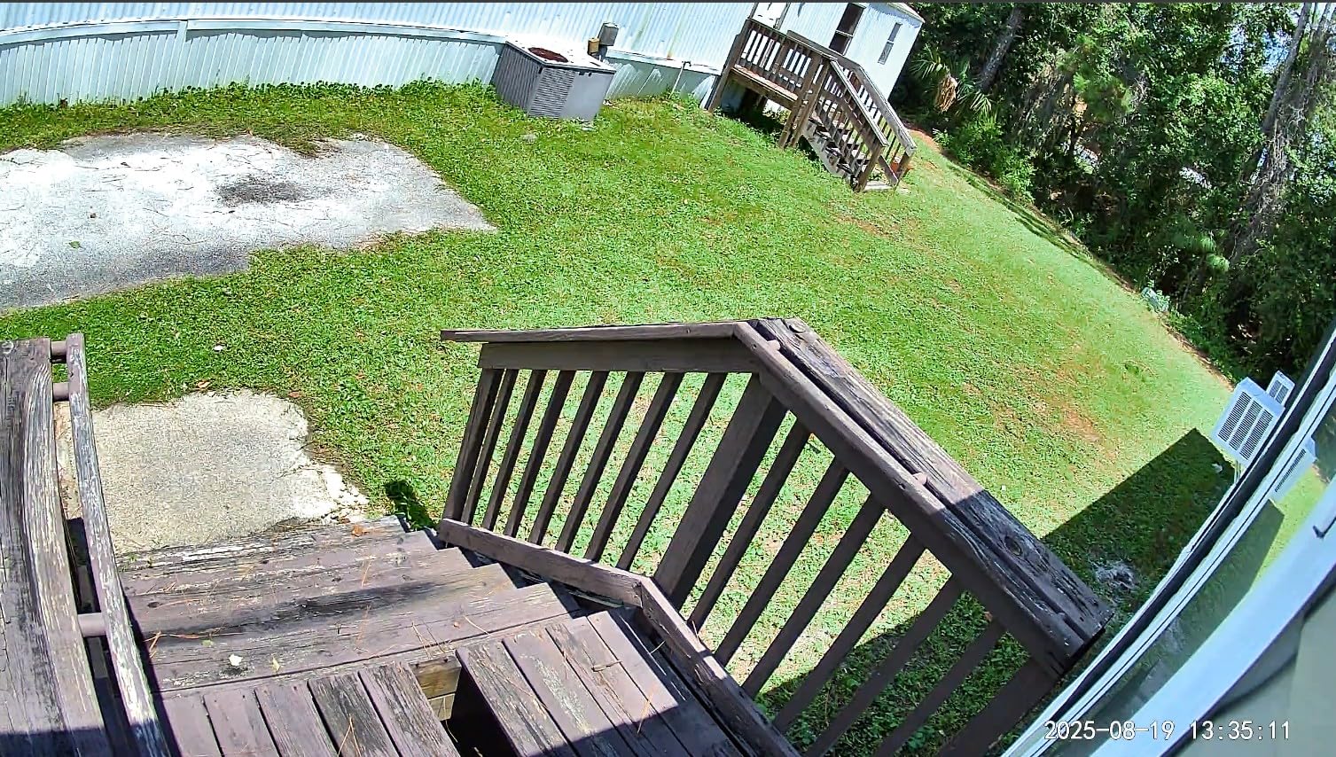 Wyze Cam v4 - 2.5K AI Security Camera Indoor/Outdoor customer photo 2