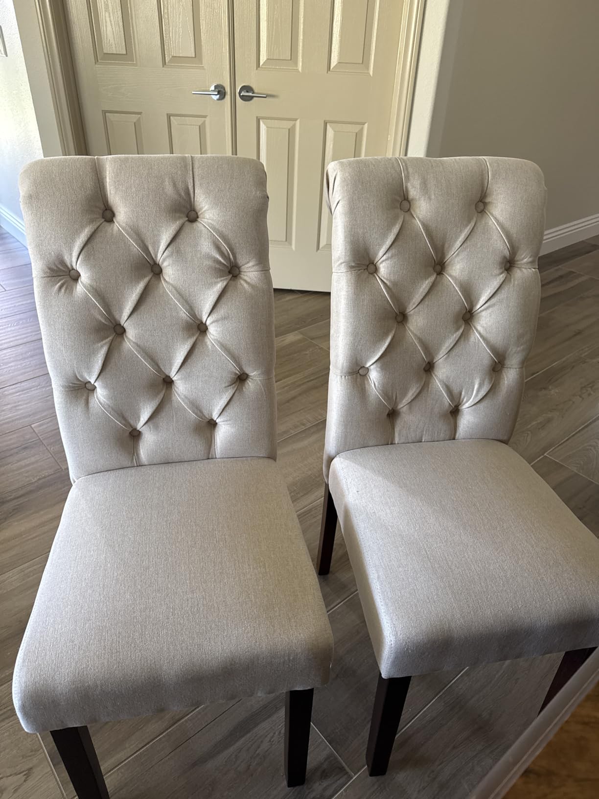 COLAMY Button Tufted Dining Chairs Set of 6, Parsons Upholstered Fabric Dining Room Chairs Kitchen Chairs with Wood Legs and Padded Seat, Taupe customer photo 1
