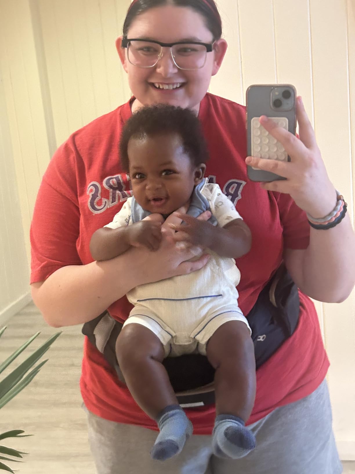 Baby Carrier, MOMTORY Safety-Certified 6-in-1 Baby Carrier Newborn to Toddler, Adjustable Detachable Infant Baby Hip Seat Carrier for 7-50lbs, All Seasons, Perfect for Shopping Travelling customer photo 2