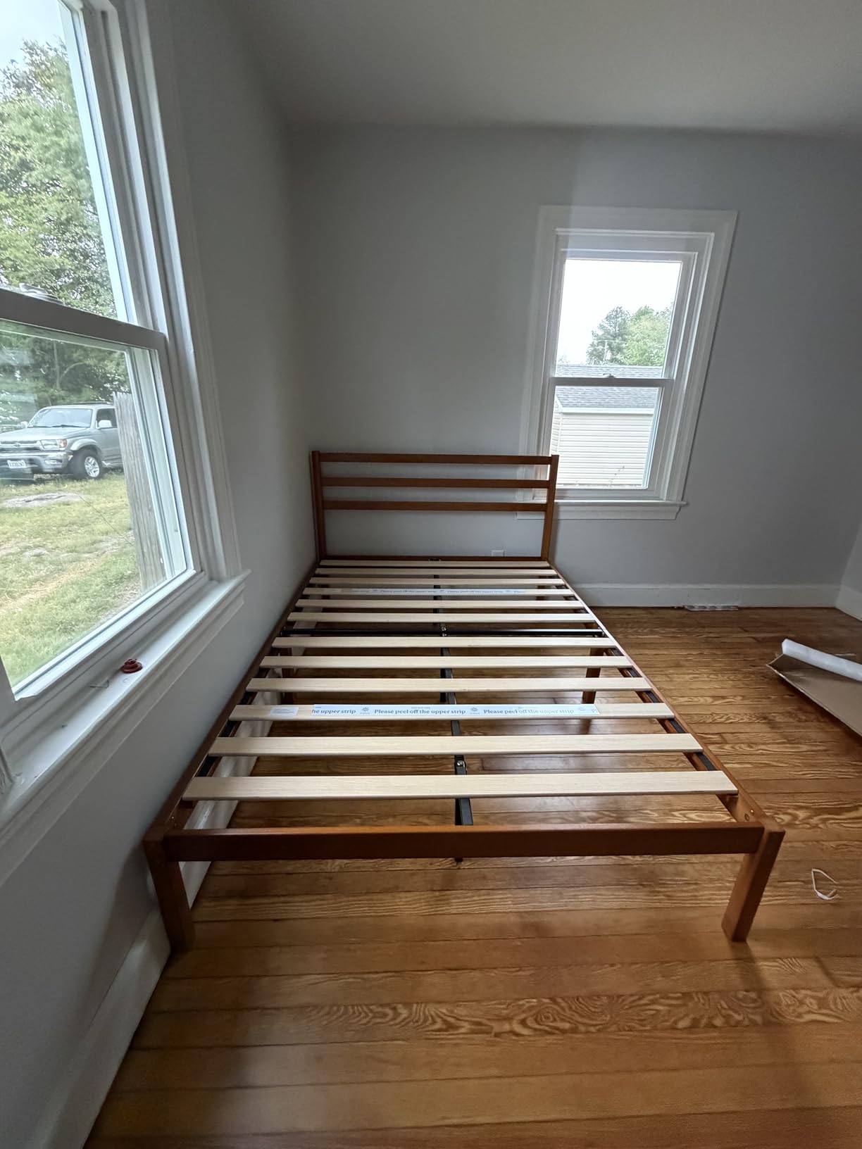 Zinus Leah Bamboo Platform Bed Frame with Headboard, No Box Spring Needed, Wood Slat Support, Easy Assembly, Queen customer photo 1