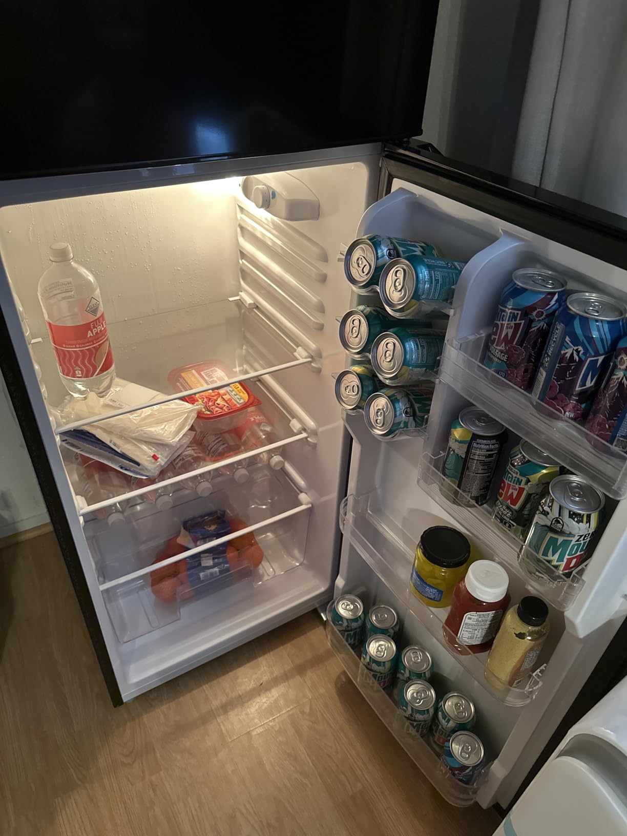 Upstreman 7.7 Cu.Ft. Refrigerator with Freezer, Double Door Fridge, Adjustable Thermostat, Large Capacity, Reversible Door Swing, Refrigerator for Apartment, Office, Dorm, Black (BD75) customer photo 1