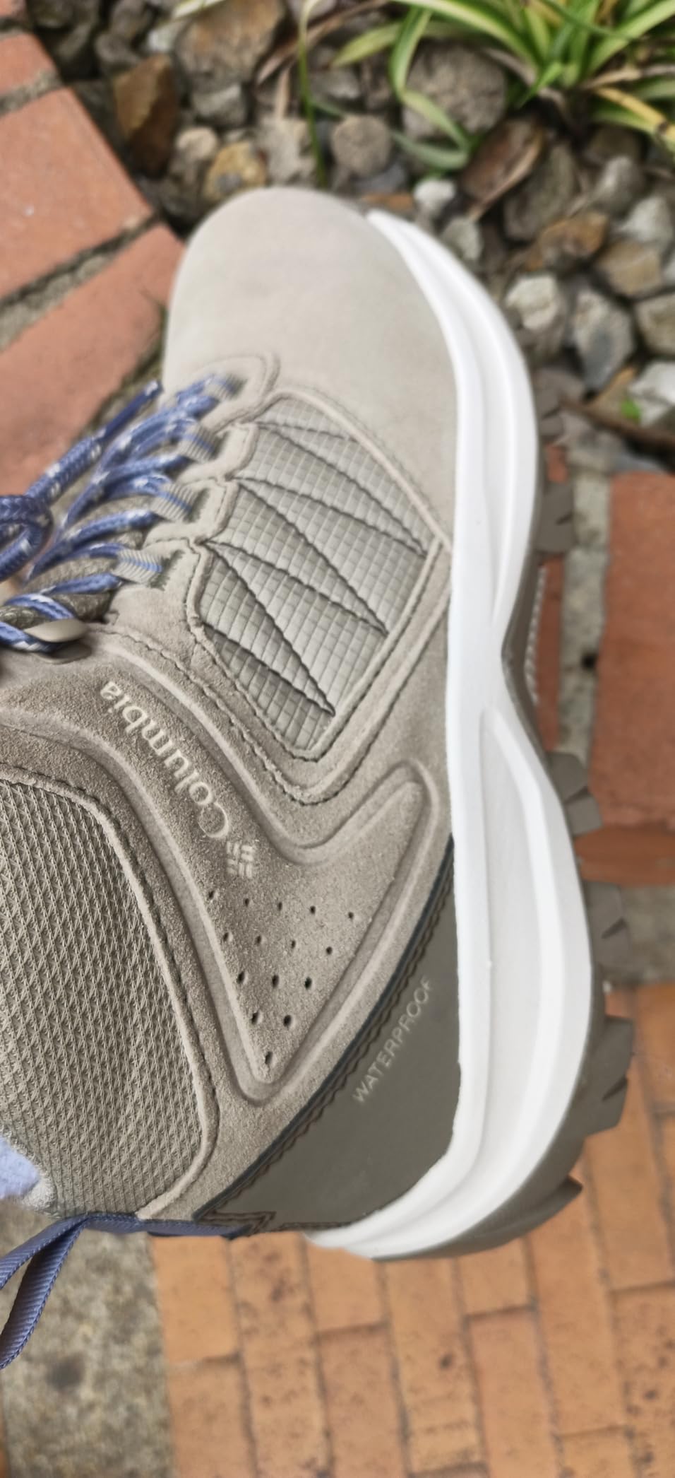 Columbia Women's Transverse Suede Waterproof Hiking Boots customer photo 2